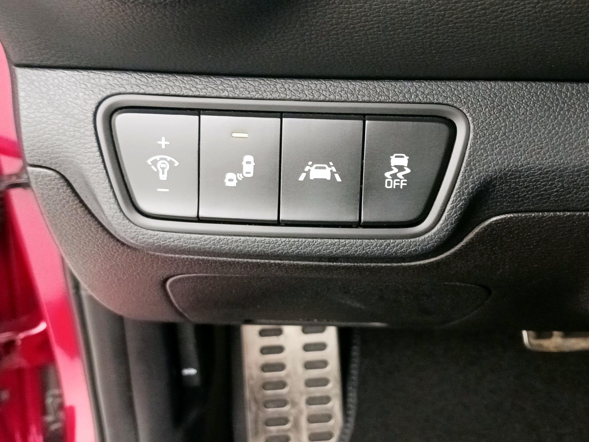 Thumbnail: 2021 Kia Forte - 13