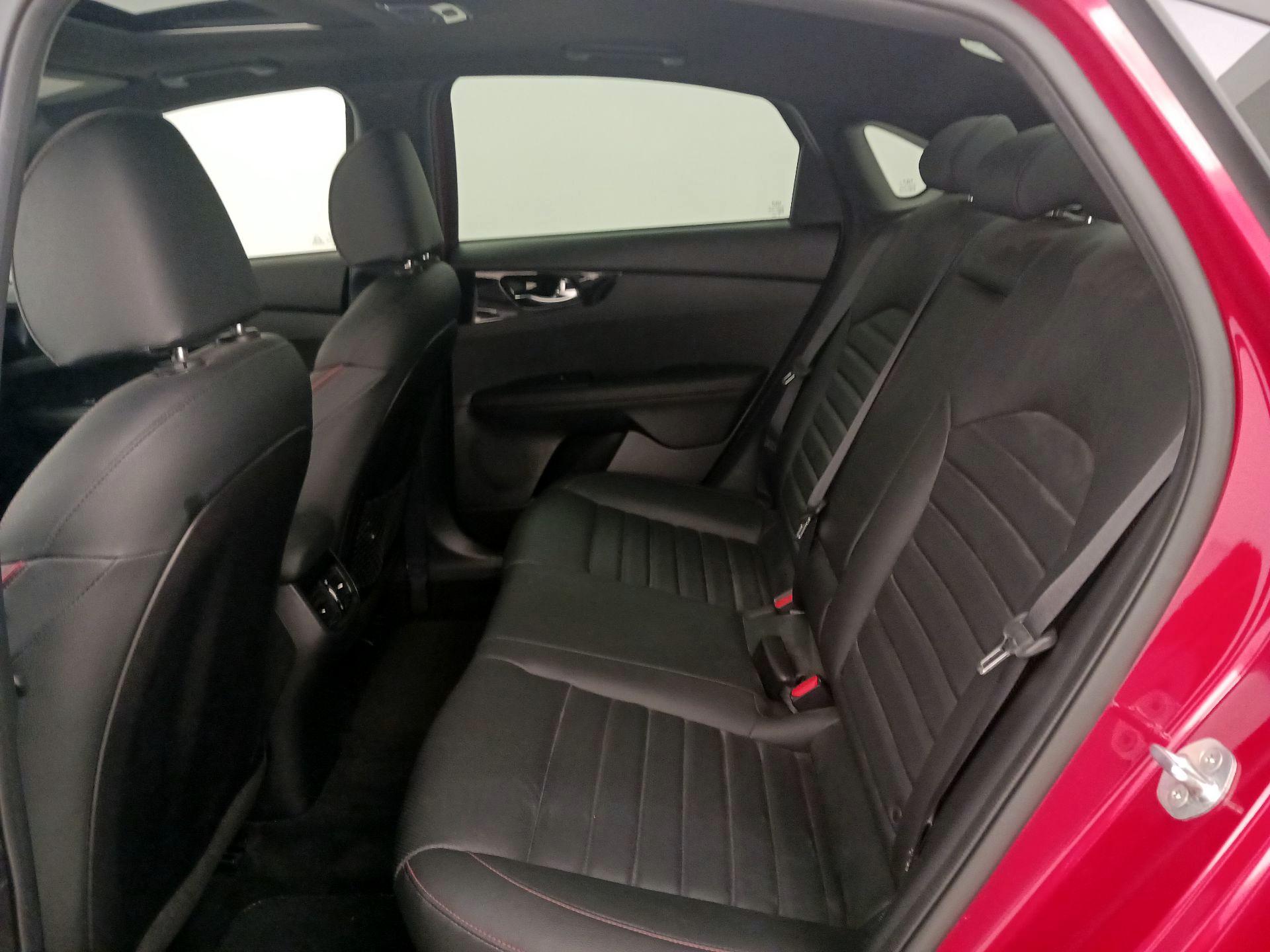 Thumbnail: 2021 Kia Forte - 20