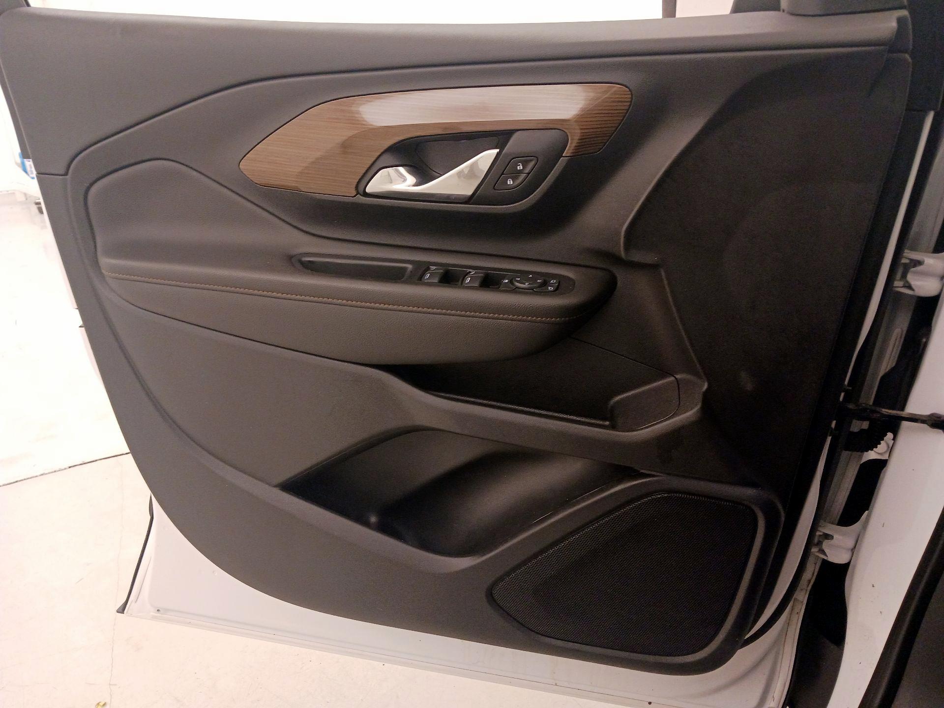 Thumbnail: 2020 GMC Terrain - 12