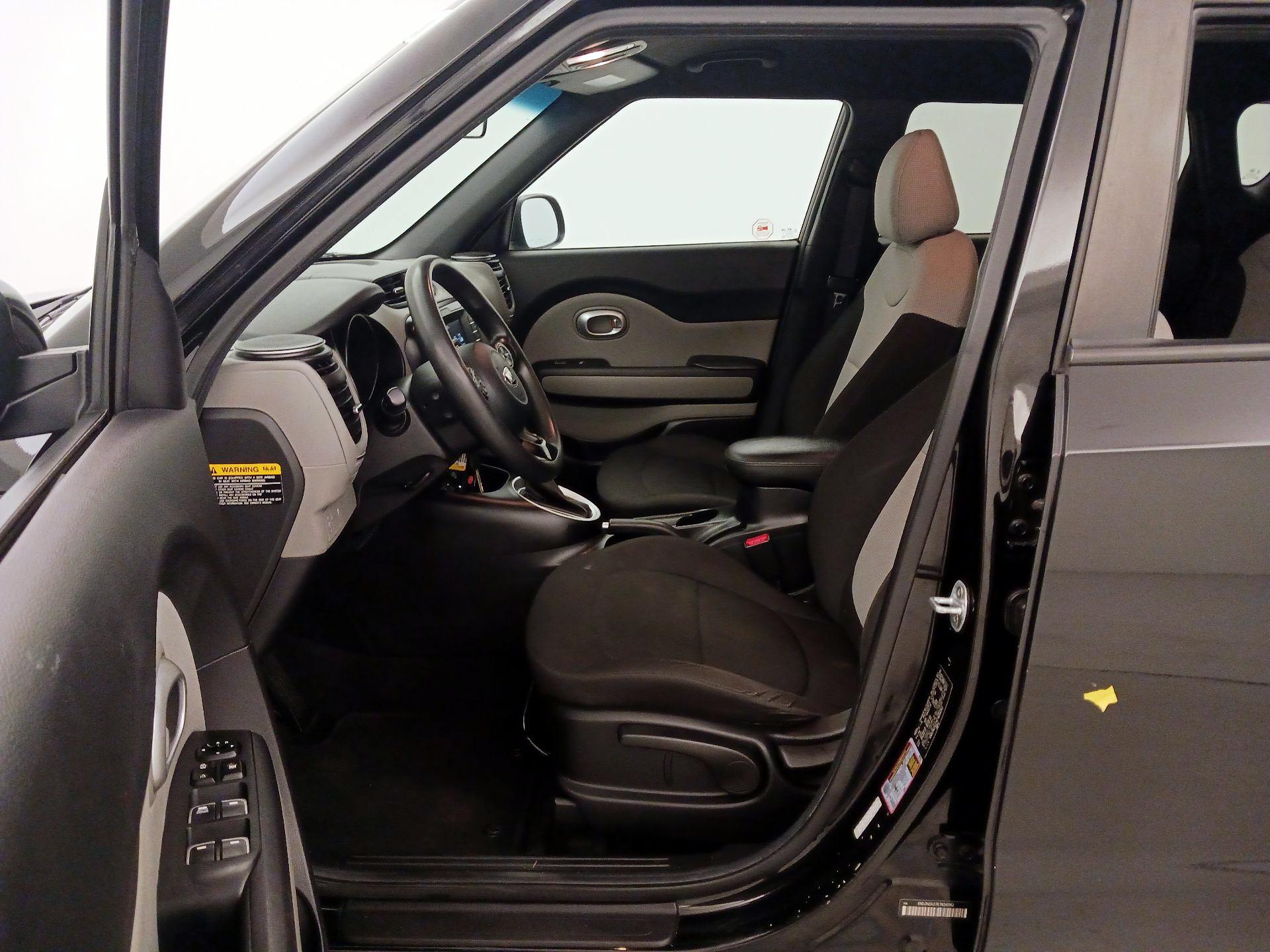 Thumbnail: 2019 Kia Soul - 11