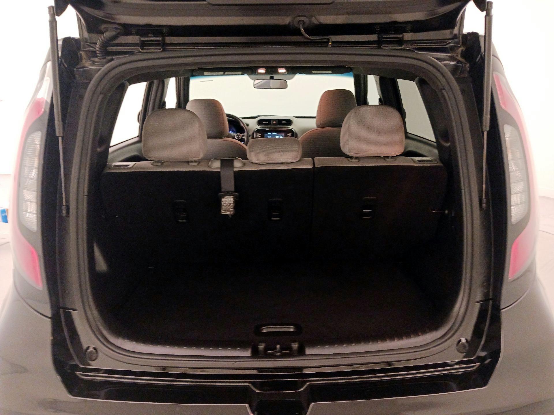 Thumbnail: 2019 Kia Soul - 20