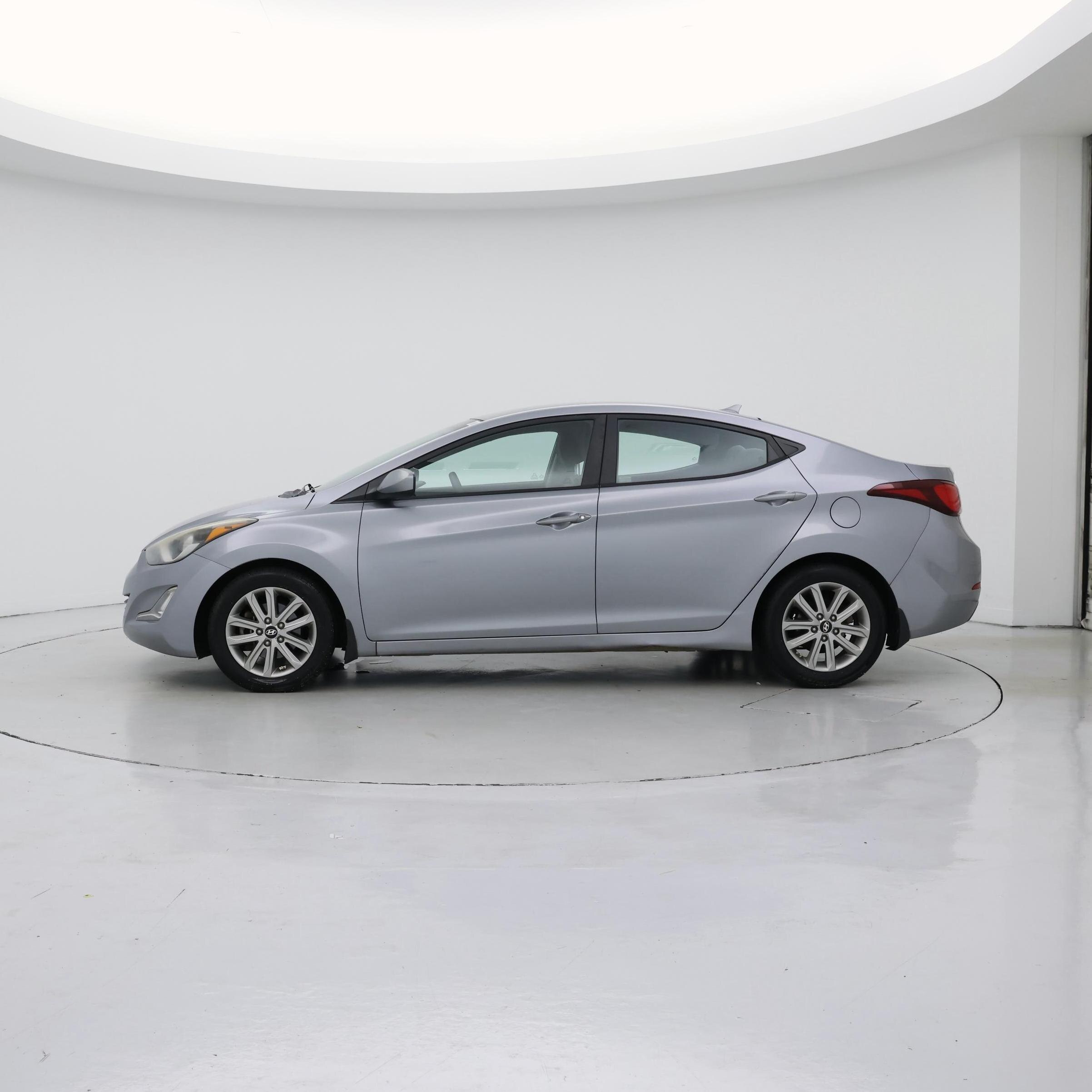Thumbnail: 2015 Hyundai Elantra - 3