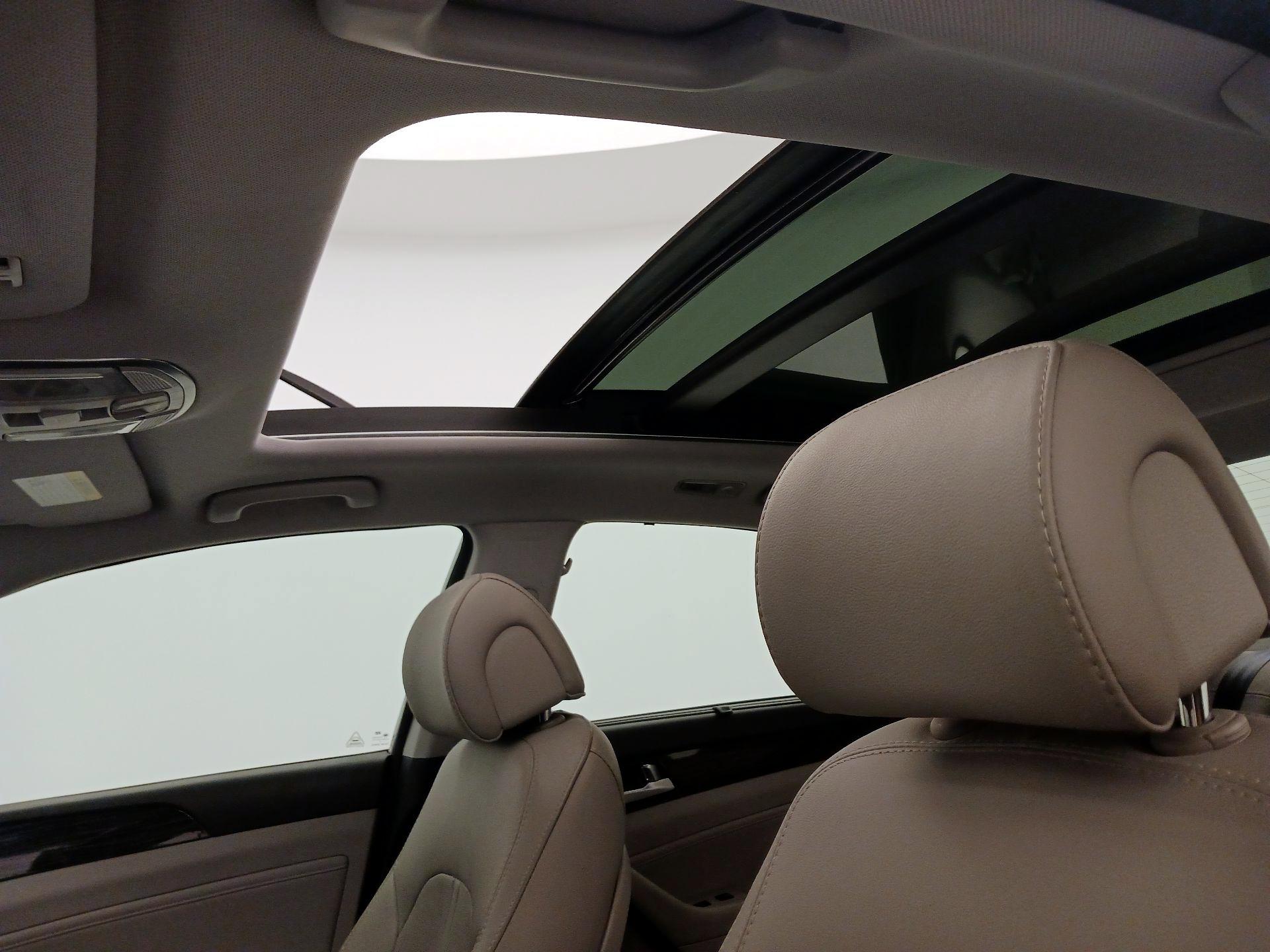 Thumbnail: 2015 Hyundai Sonata - 19