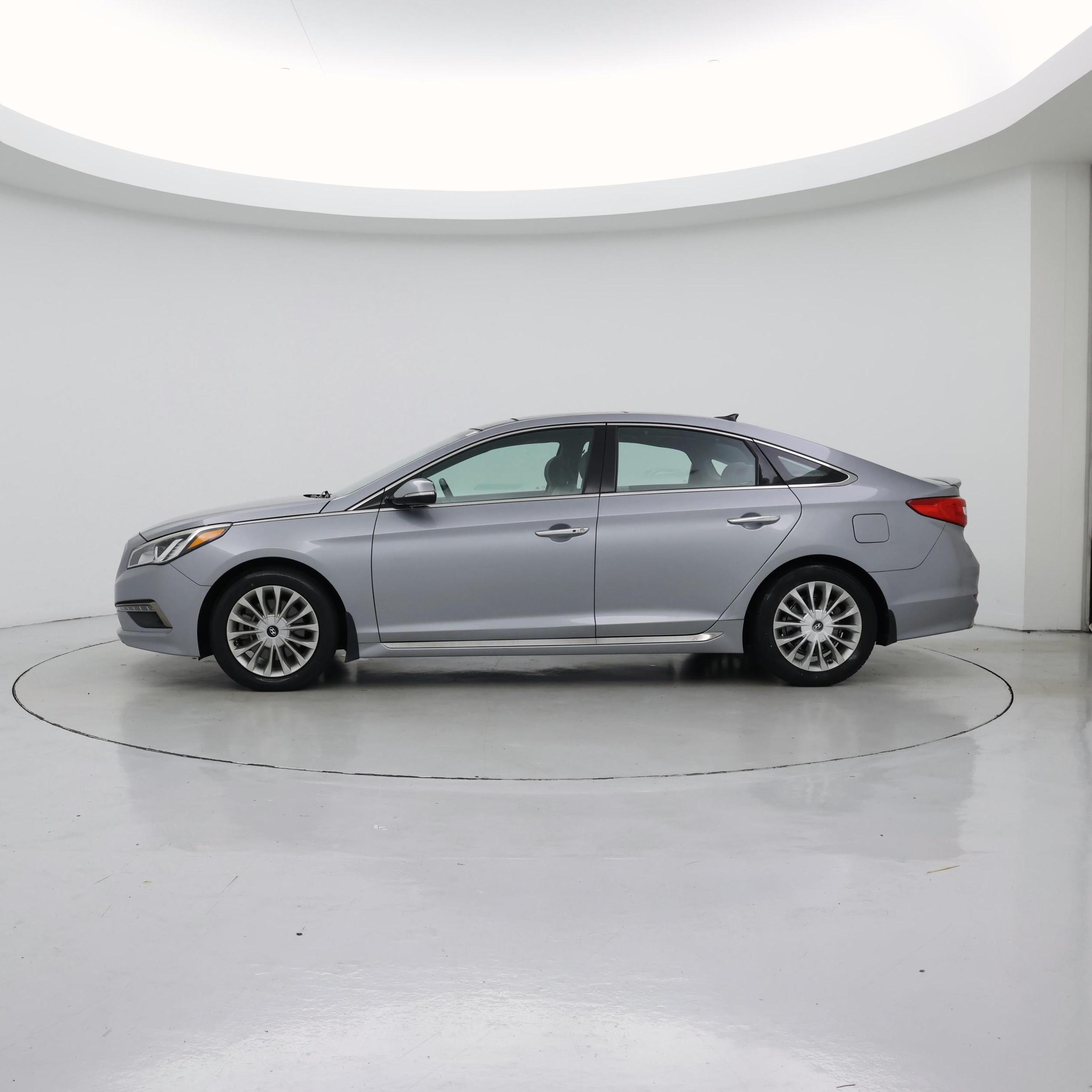 Thumbnail: 2015 Hyundai Sonata - 3