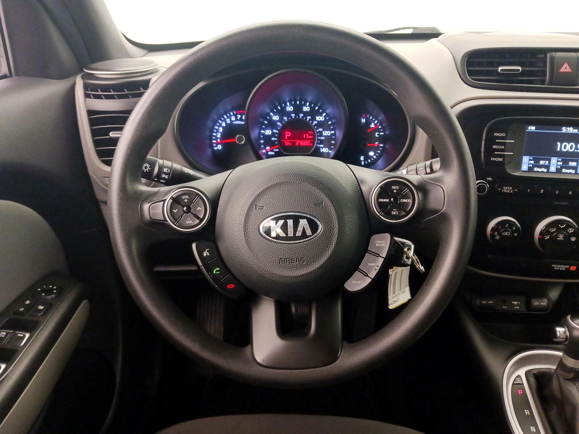 Thumbnail: 2017 Kia Soul - 10
