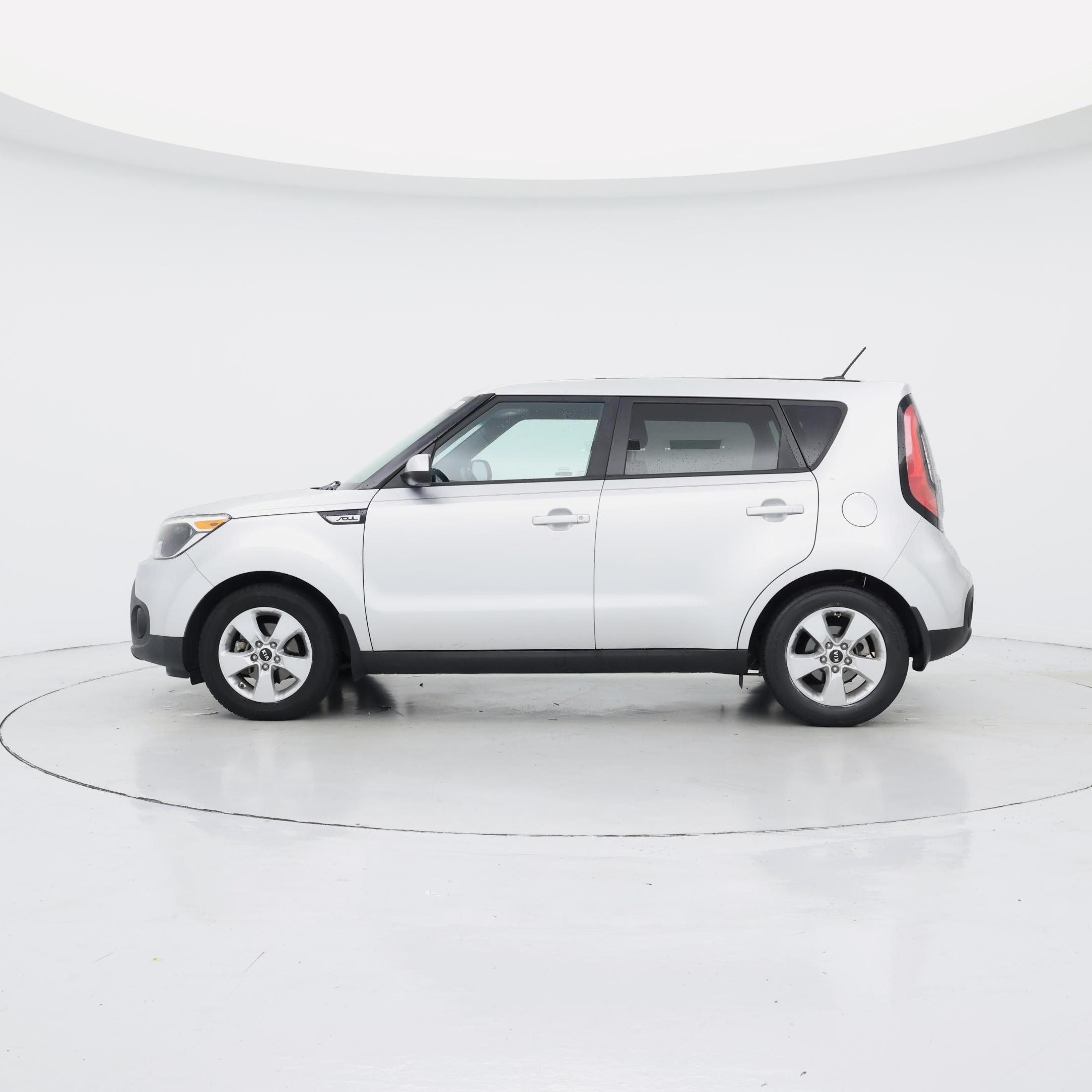Thumbnail: 2017 Kia Soul - 3