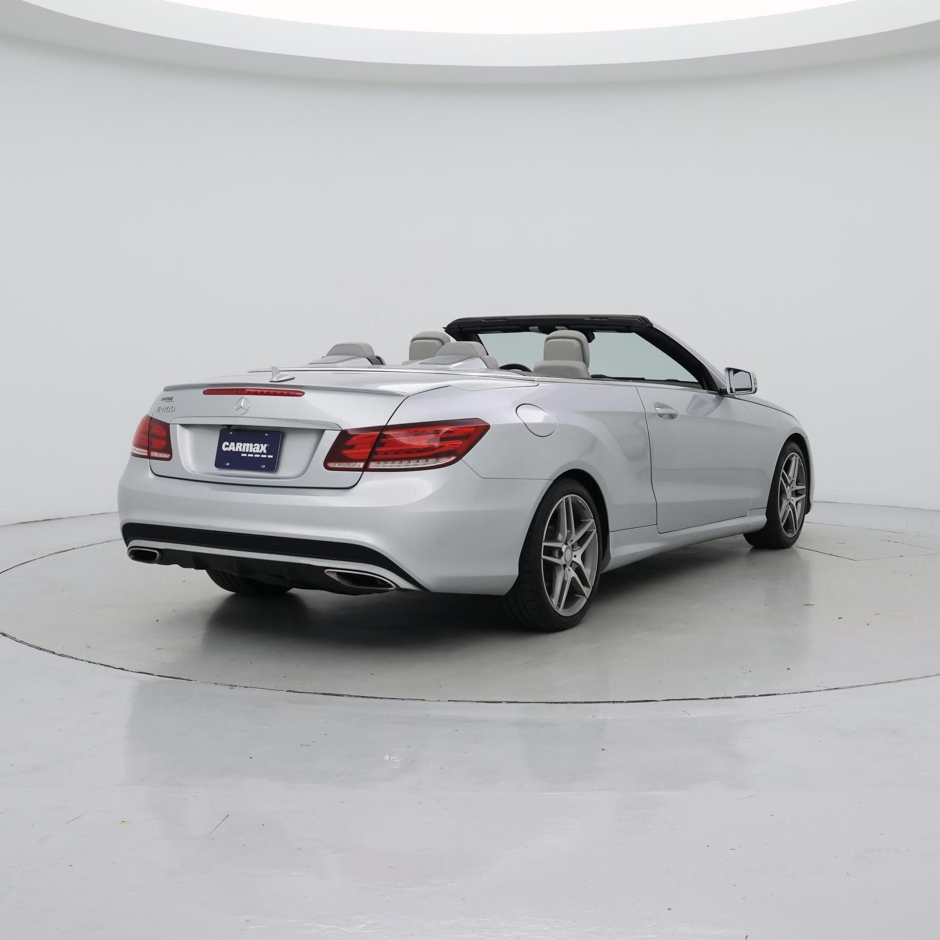 Thumbnail: 2016 Mercedes-Benz E-Class - 8