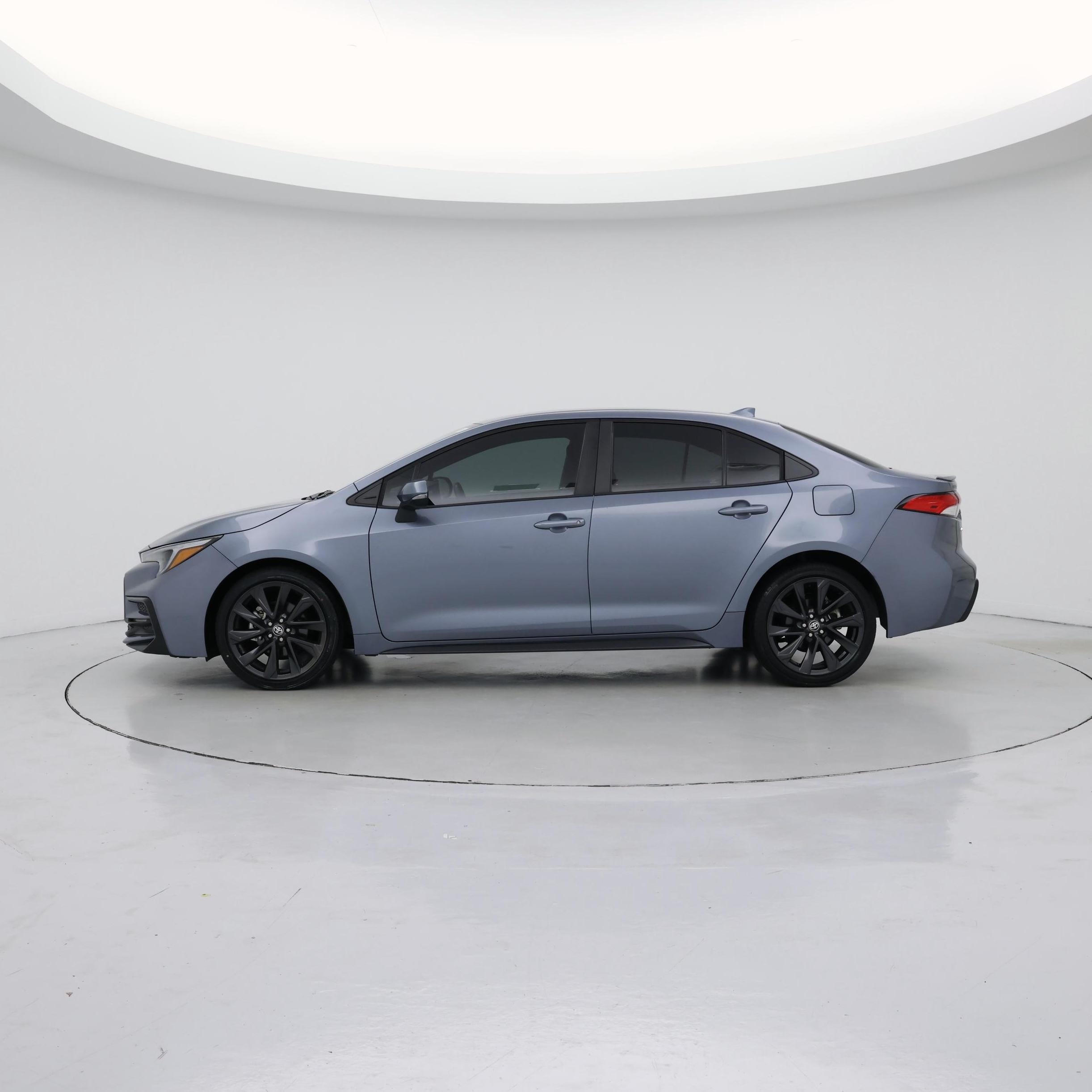 Thumbnail: 2023 Toyota Corolla - 3