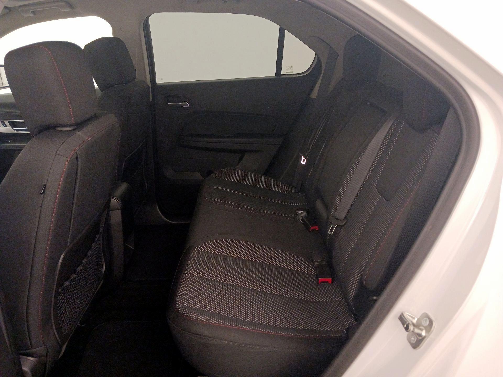 Thumbnail: 2017 Chevrolet Equinox - 19