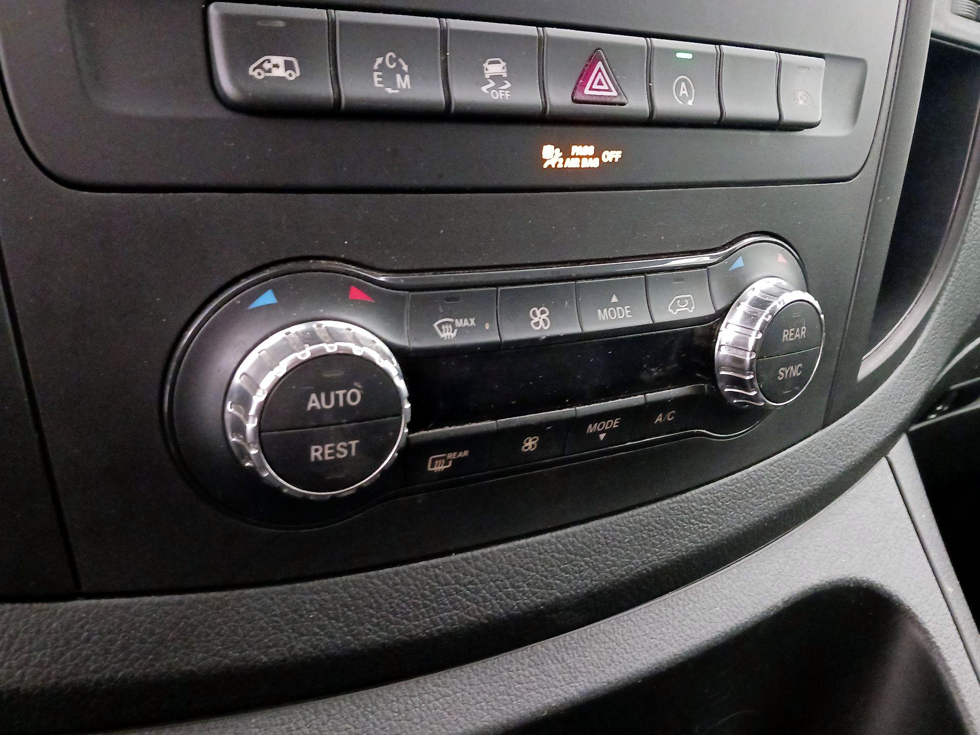 Thumbnail: 2016 Mercedes-Benz Metris - 17