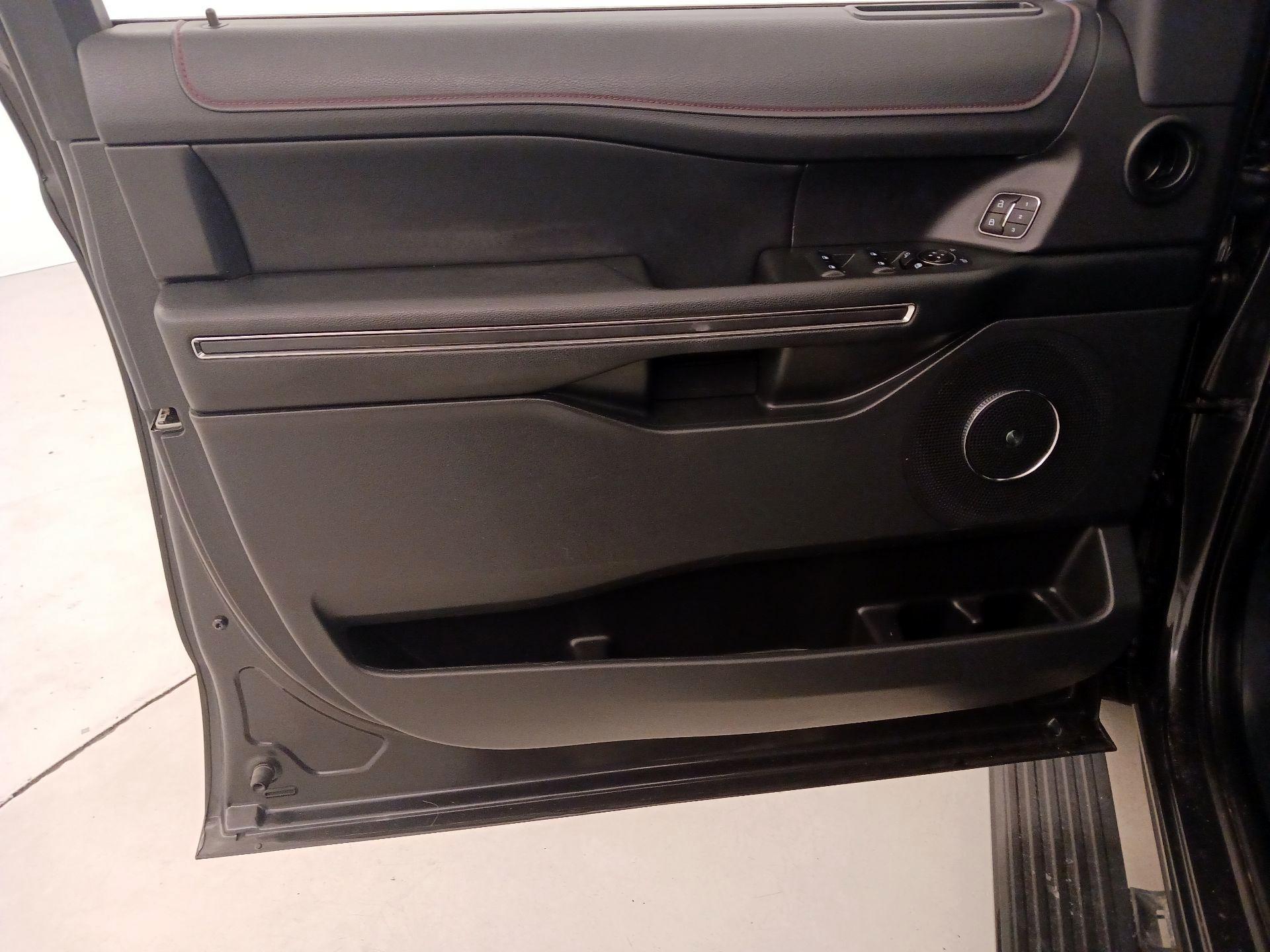 Thumbnail: 2023 Ford Expedition MAX - 12