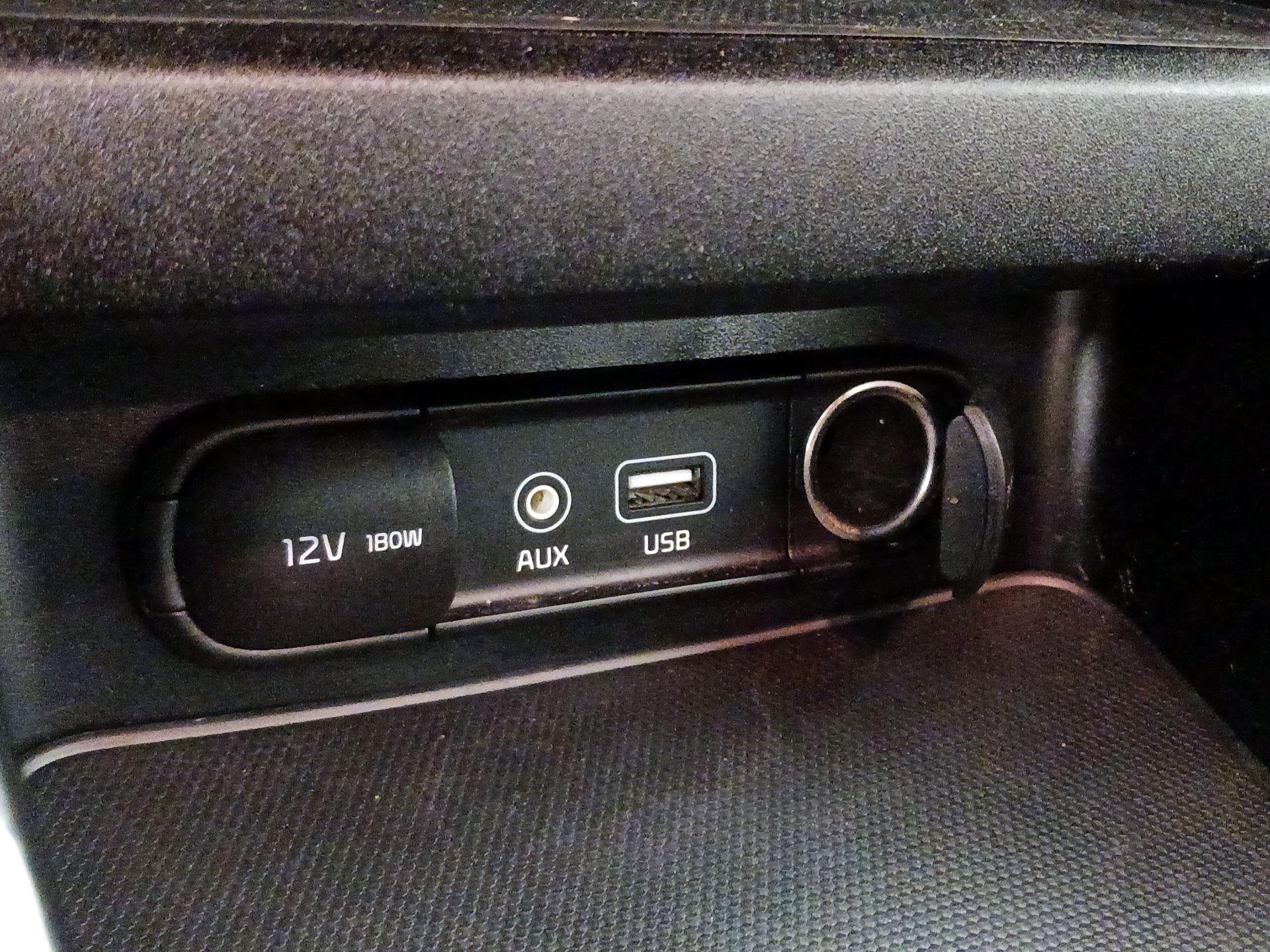 Thumbnail: 2021 Kia Forte - 18