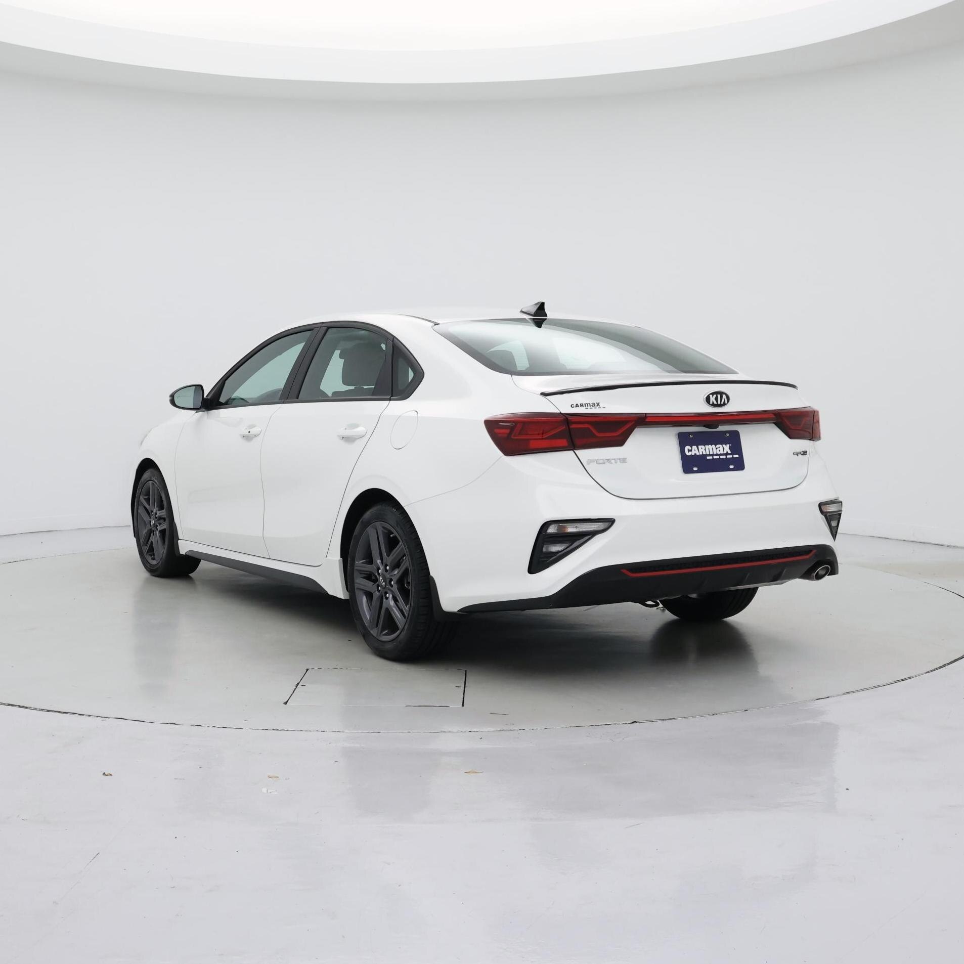 Thumbnail: 2021 Kia Forte - 2