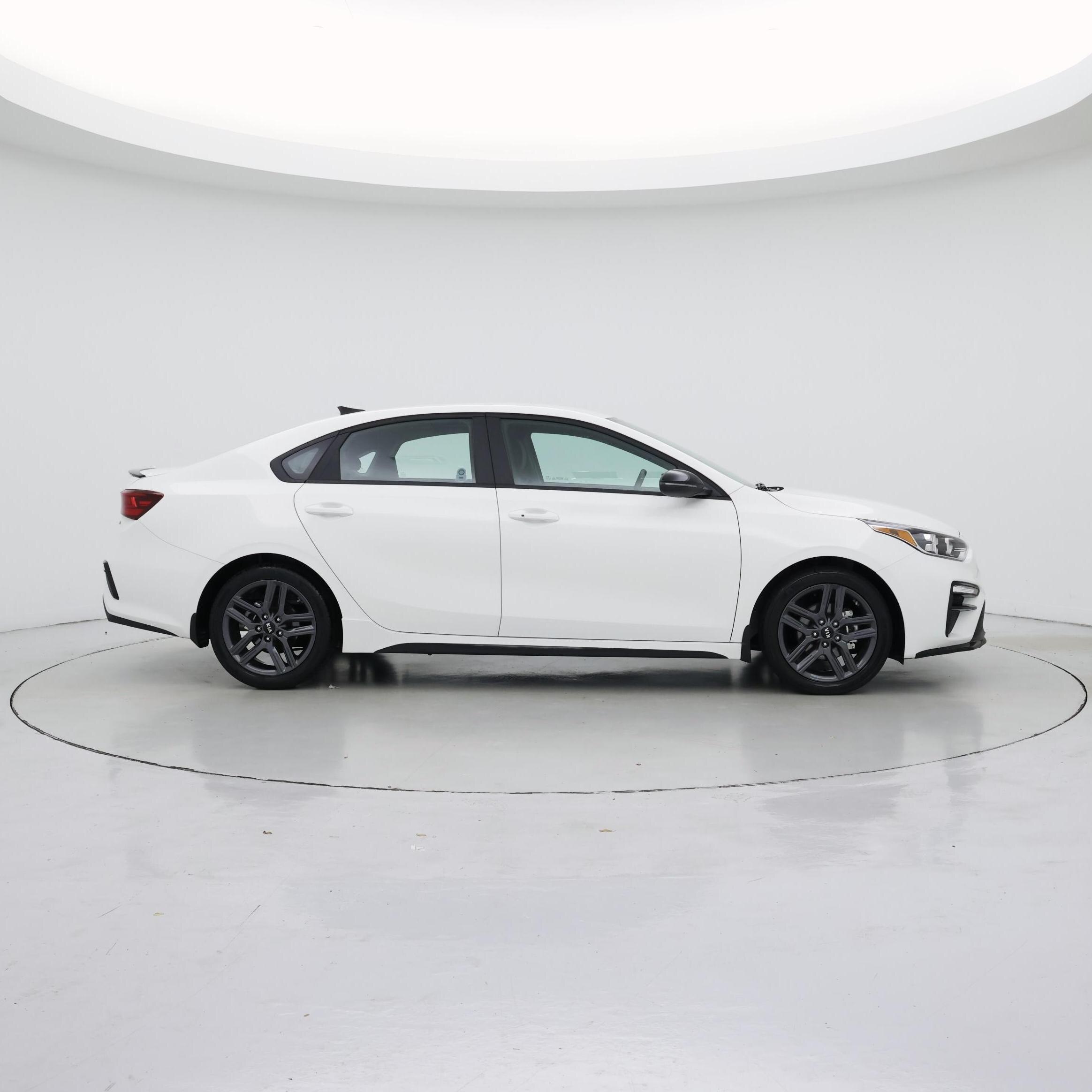 Thumbnail: 2021 Kia Forte - 7