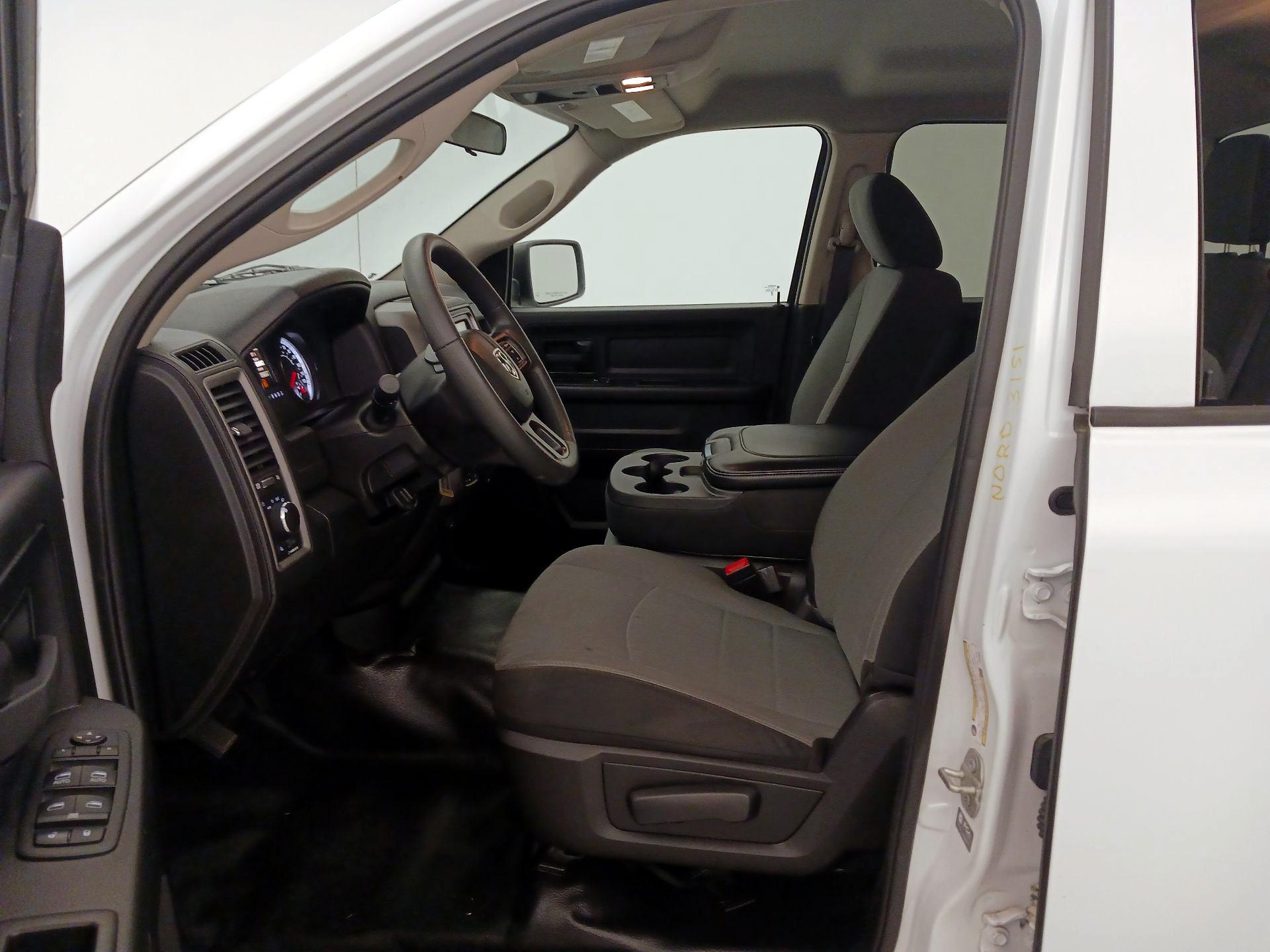 Thumbnail: 2023 RAM 1500 Classic - 11