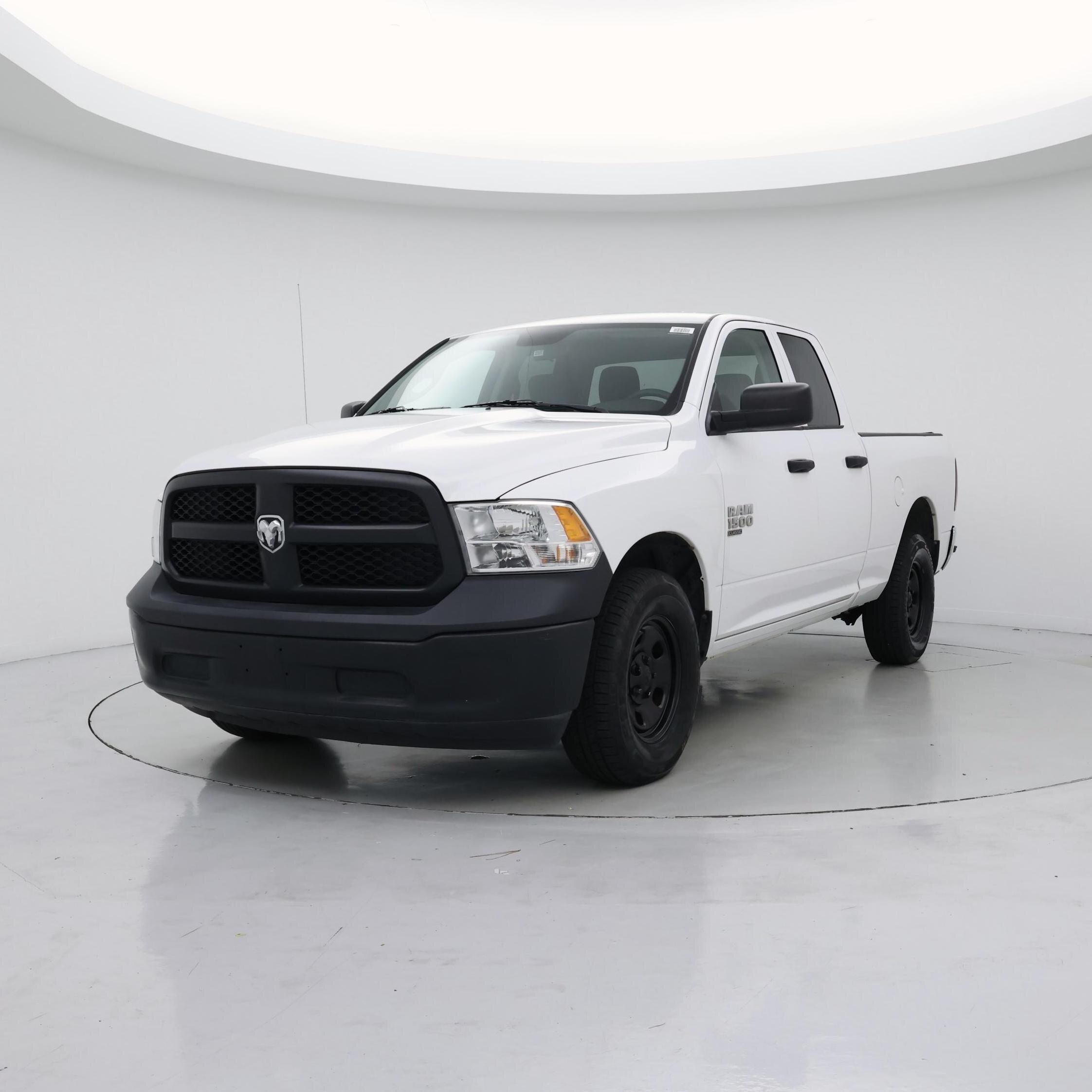Thumbnail: 2023 RAM 1500 Classic - 4
