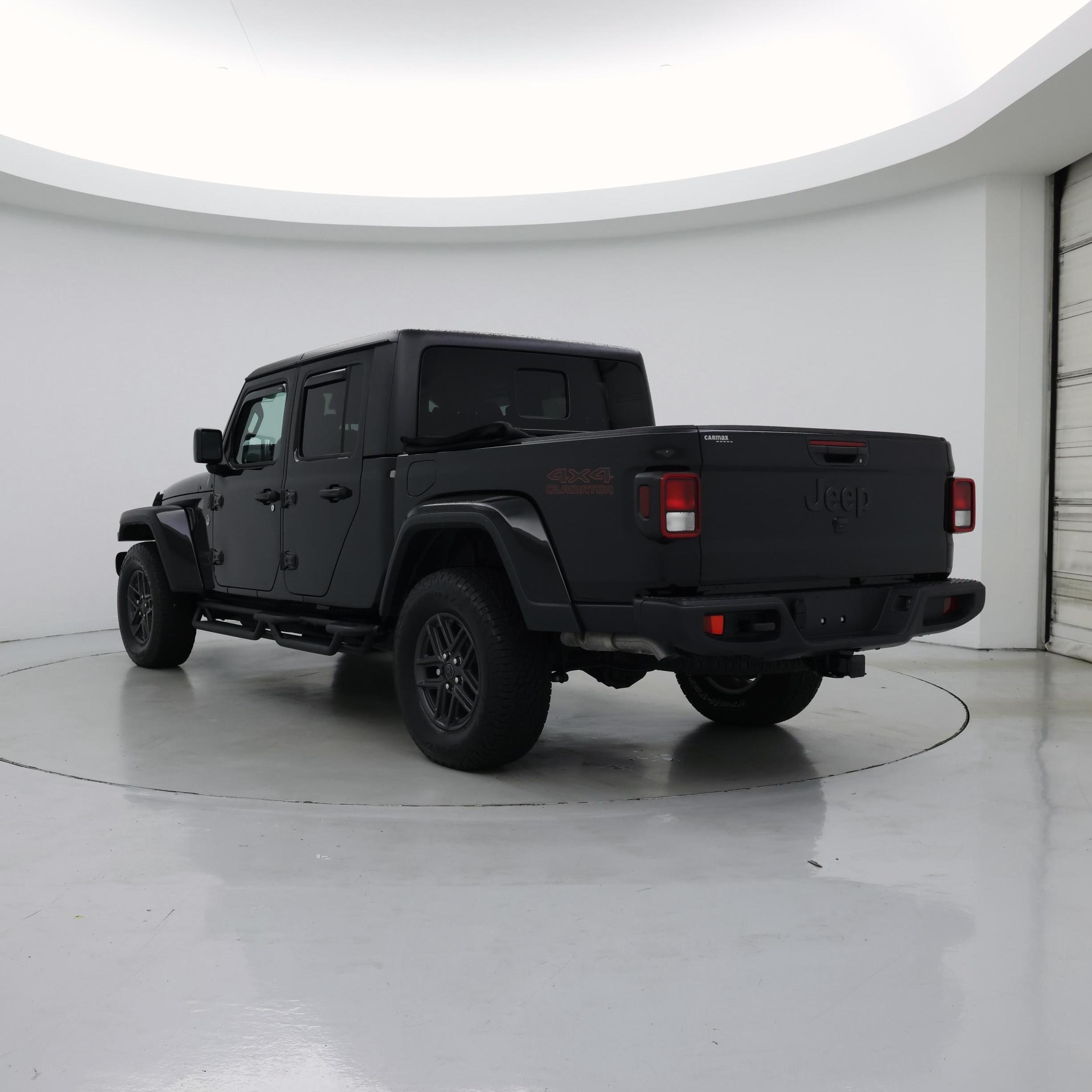 Thumbnail: 2024 Jeep Gladiator - 2