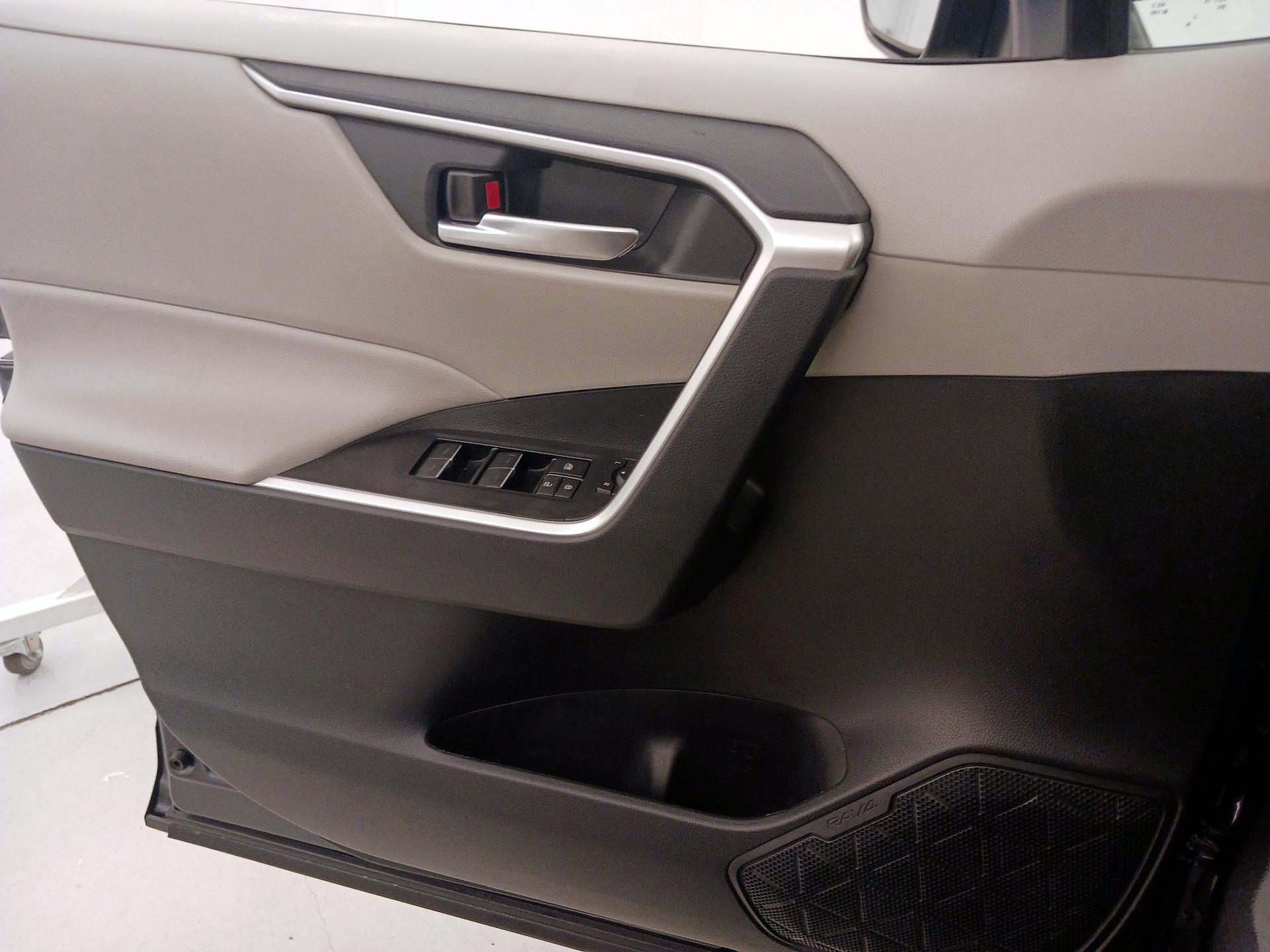 Thumbnail: 2024 Toyota RAV4 - 12