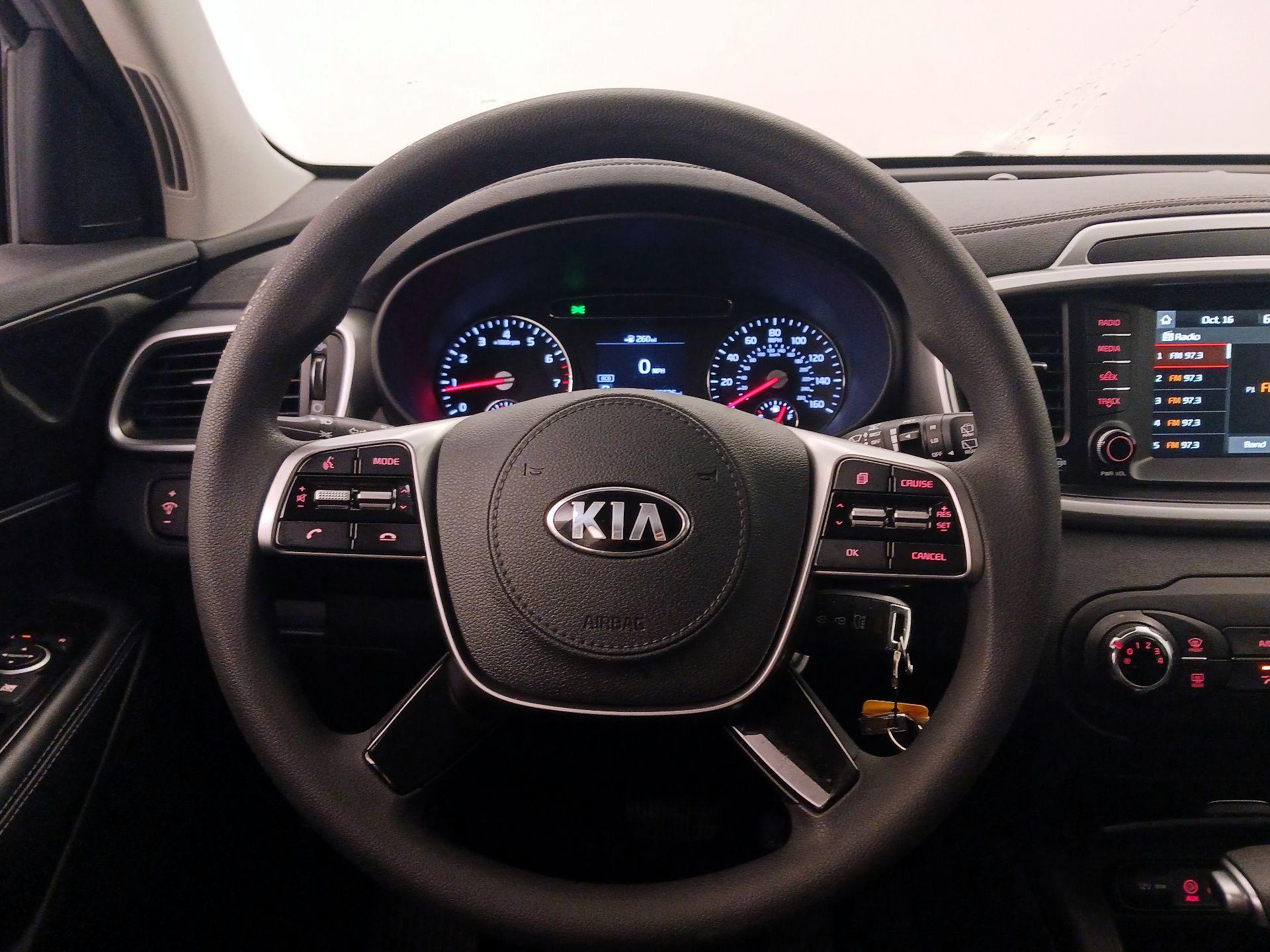 Thumbnail: 2020 Kia Sorento - 10