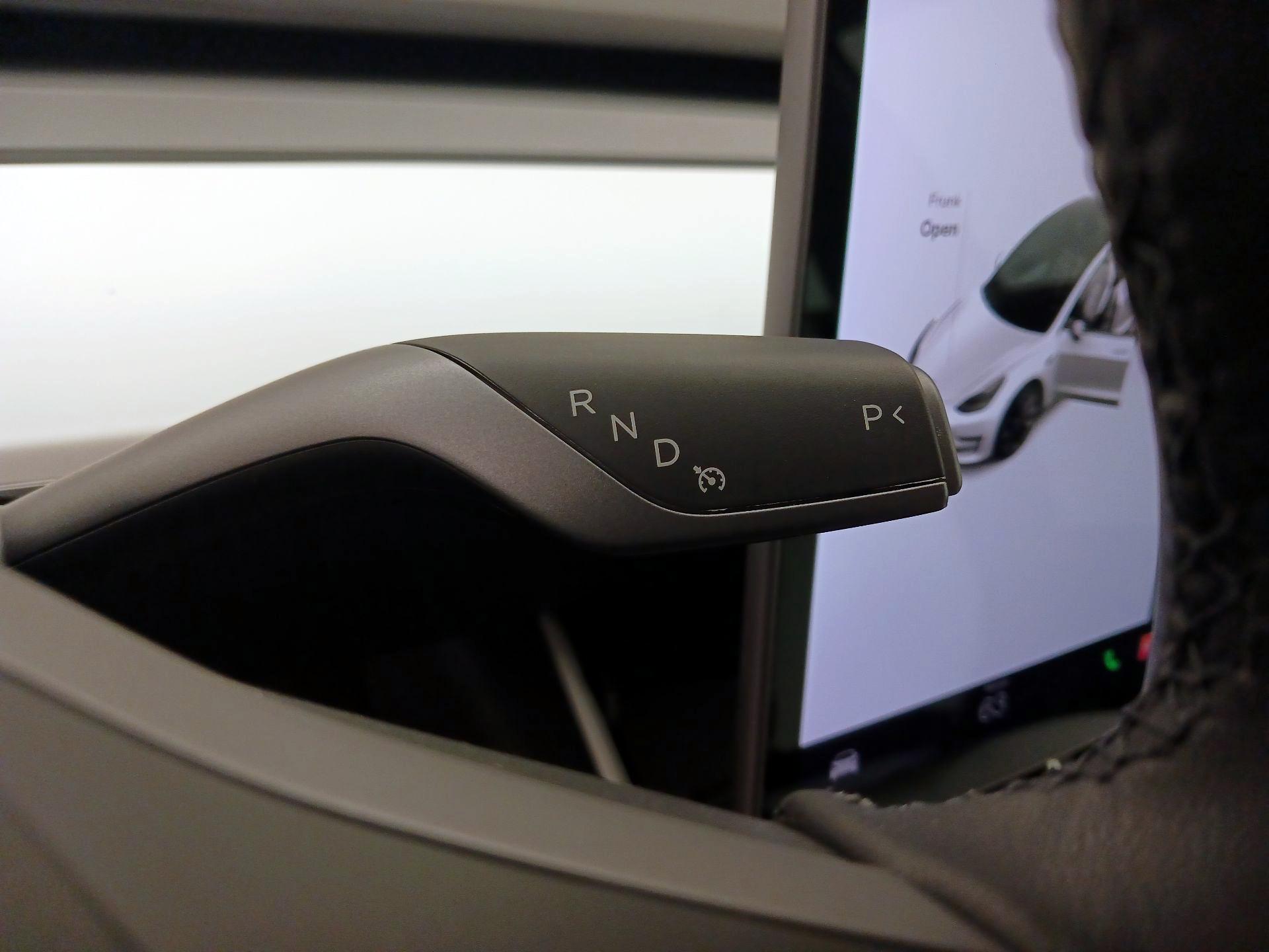 Thumbnail: 2020 Tesla Model 3 - 17