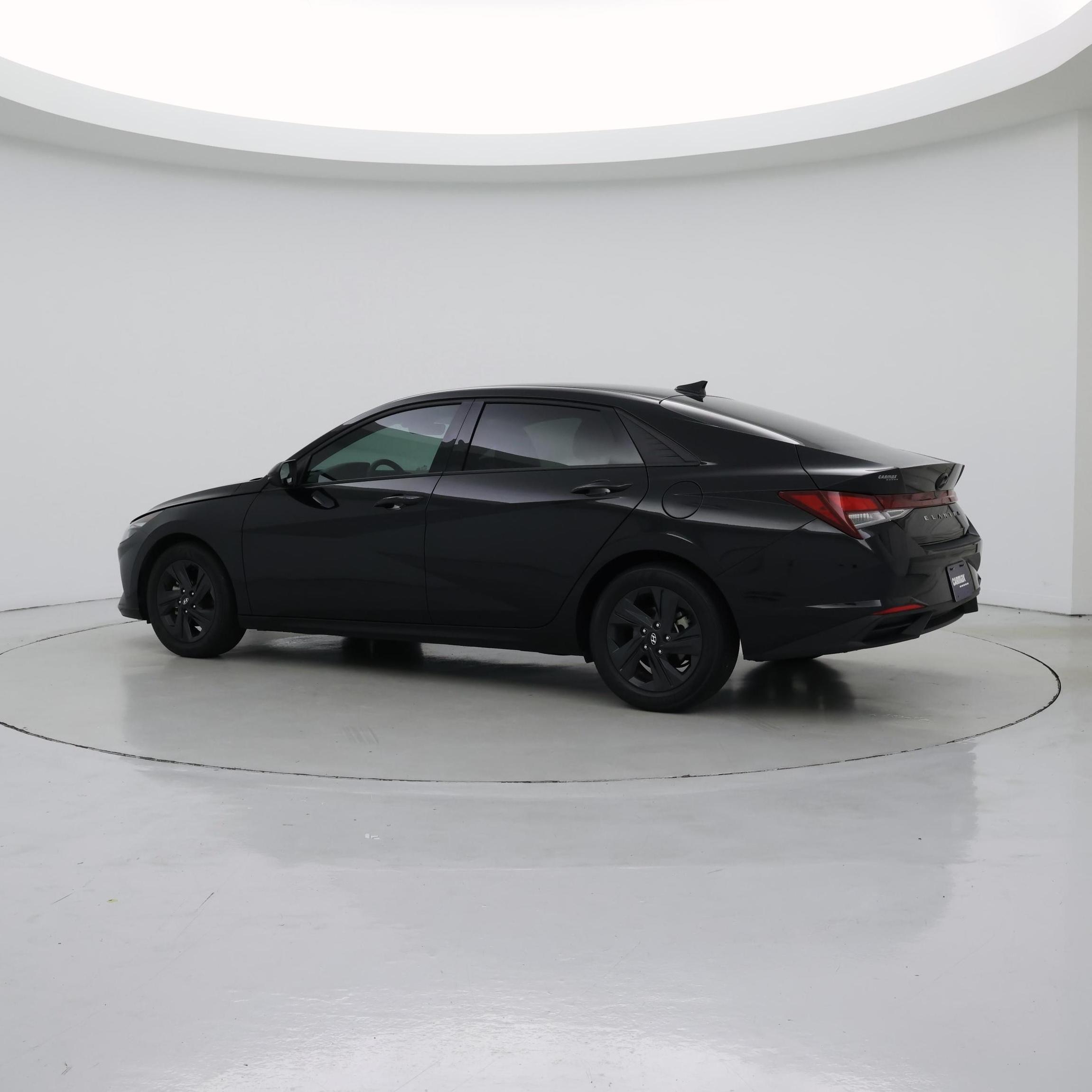 Thumbnail: 2023 Hyundai Elantra - 3