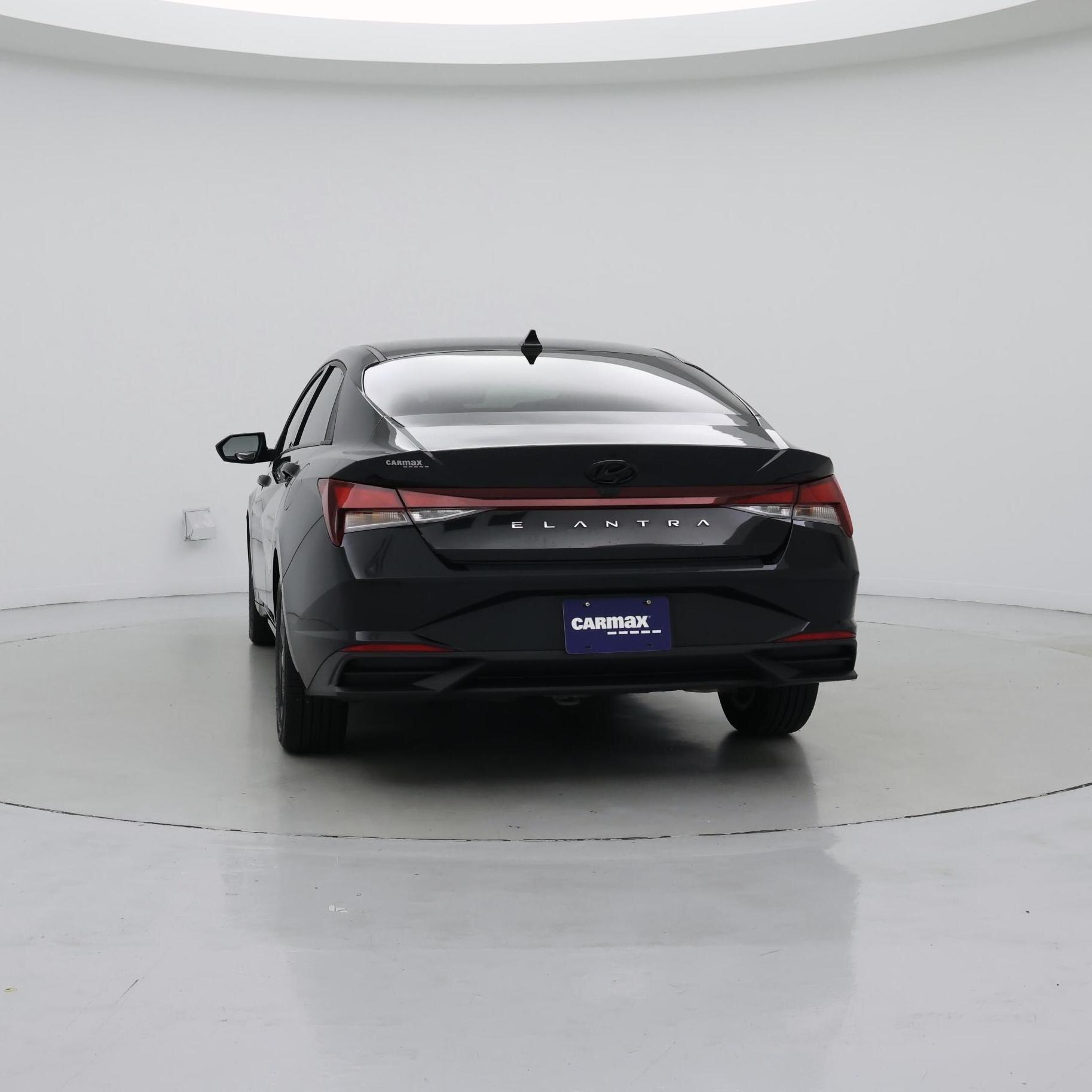 Thumbnail: 2023 Hyundai Elantra - 6