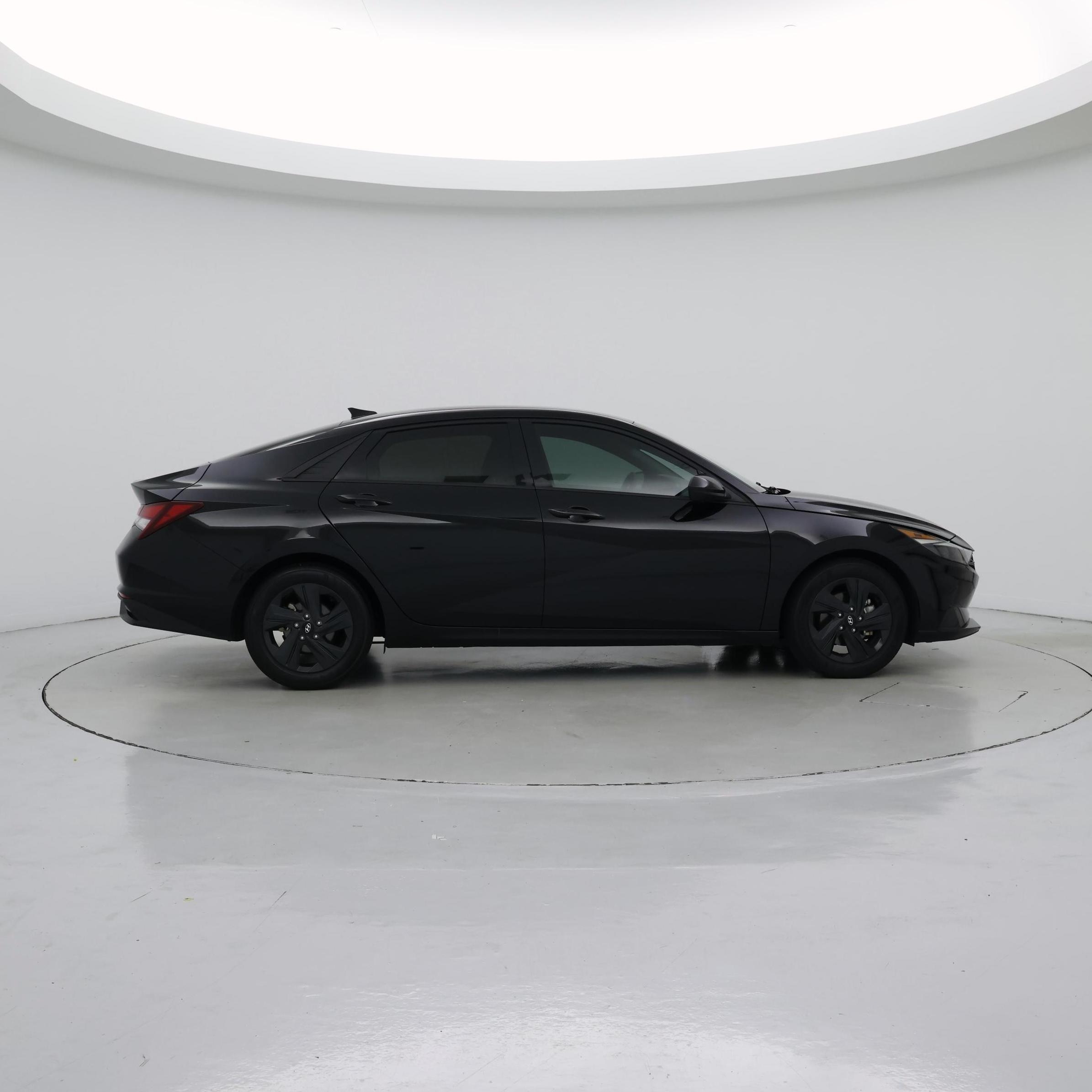 Thumbnail: 2023 Hyundai Elantra - 7