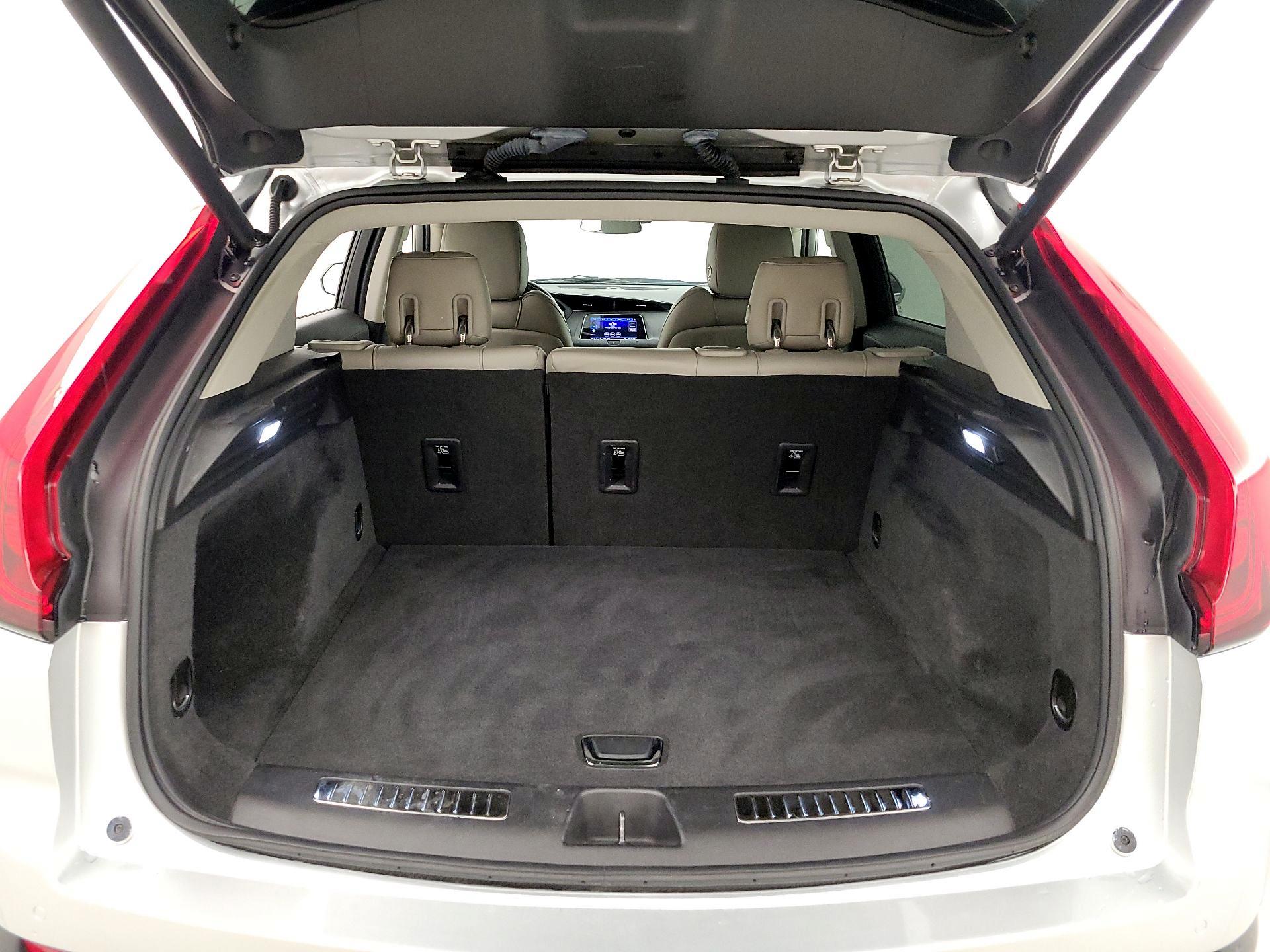 Thumbnail: 2019 Cadillac XT4 - 20