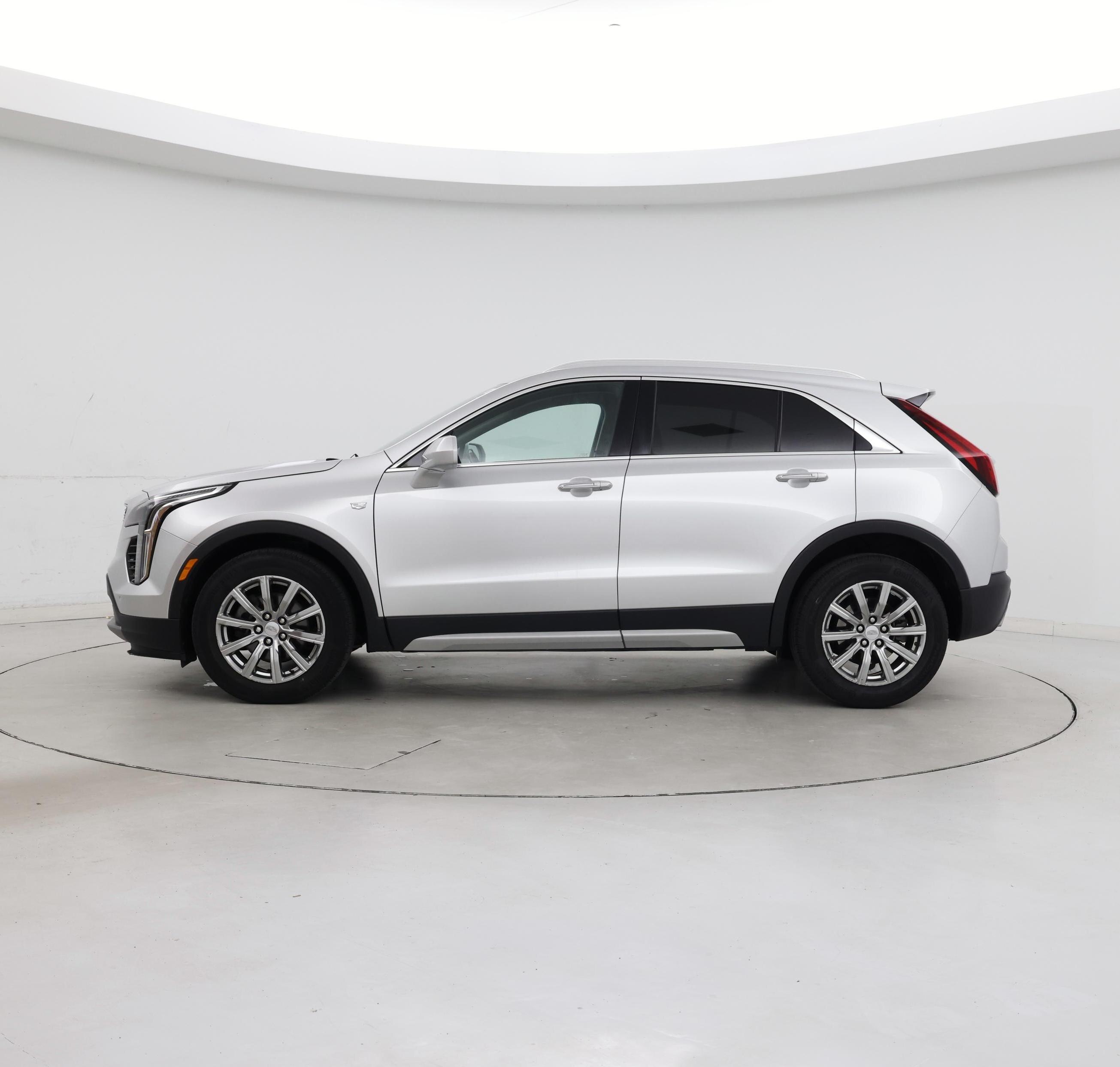 Thumbnail: 2019 Cadillac XT4 - 3
