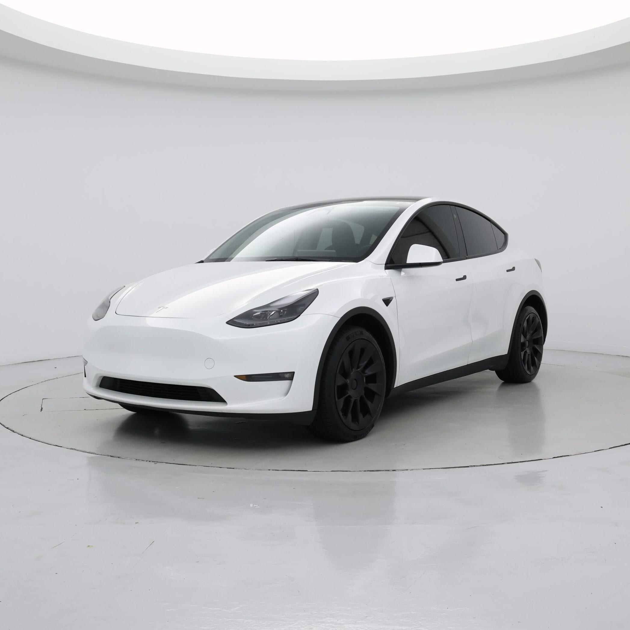 Thumbnail: 2023 Tesla Model Y - 4
