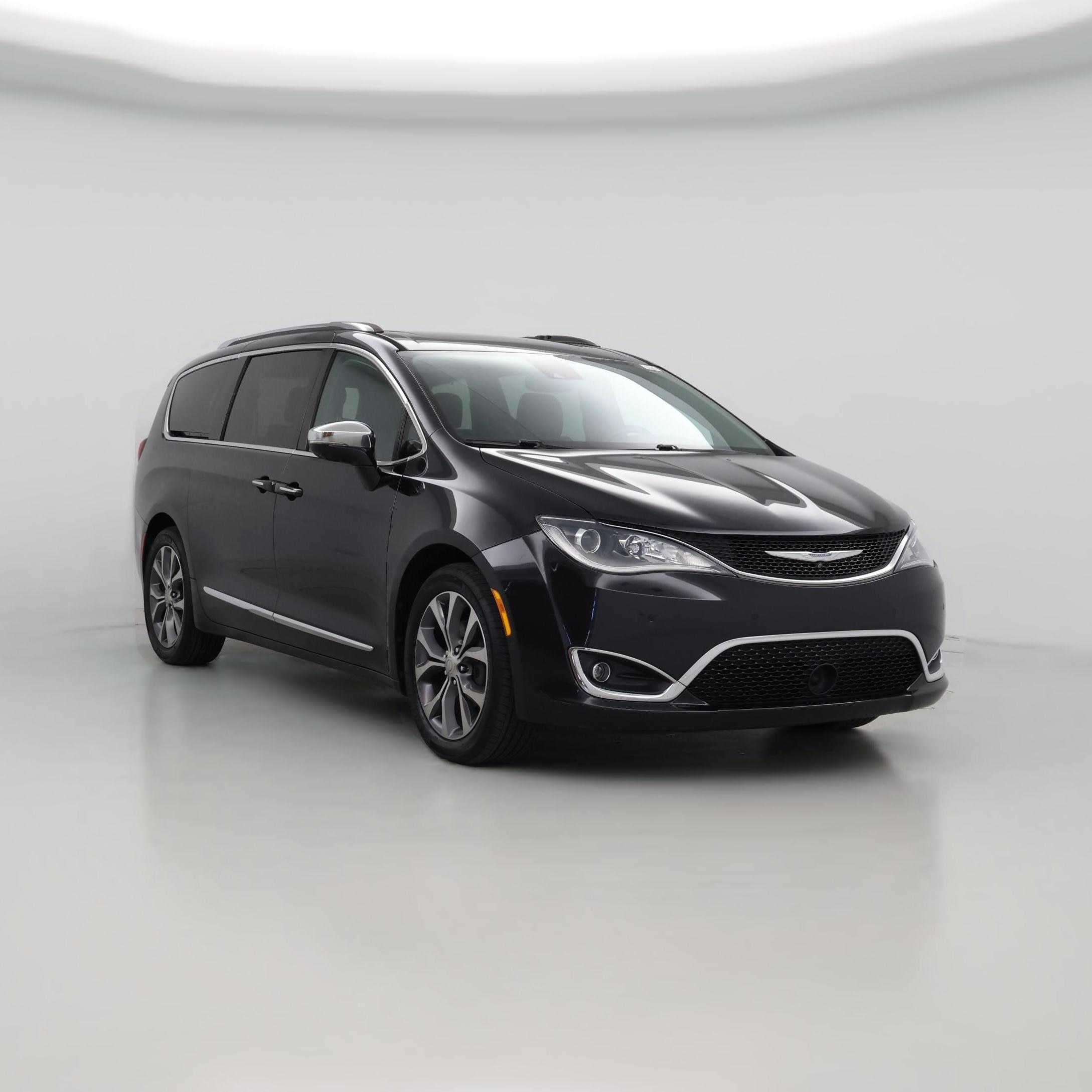 Thumbnail: 2017 Chrysler Pacifica - 1