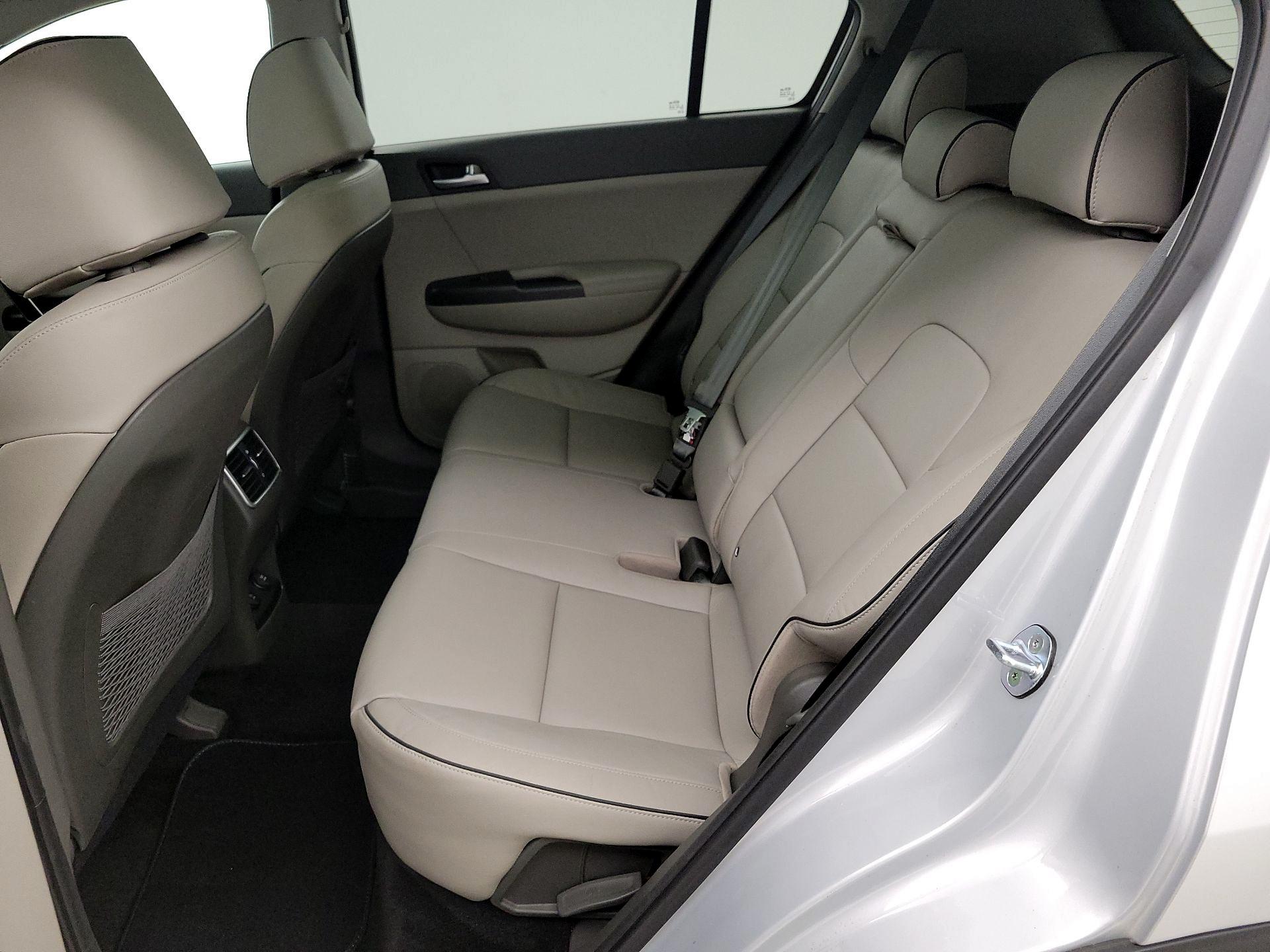 Thumbnail: 2017 Kia Sportage - 20