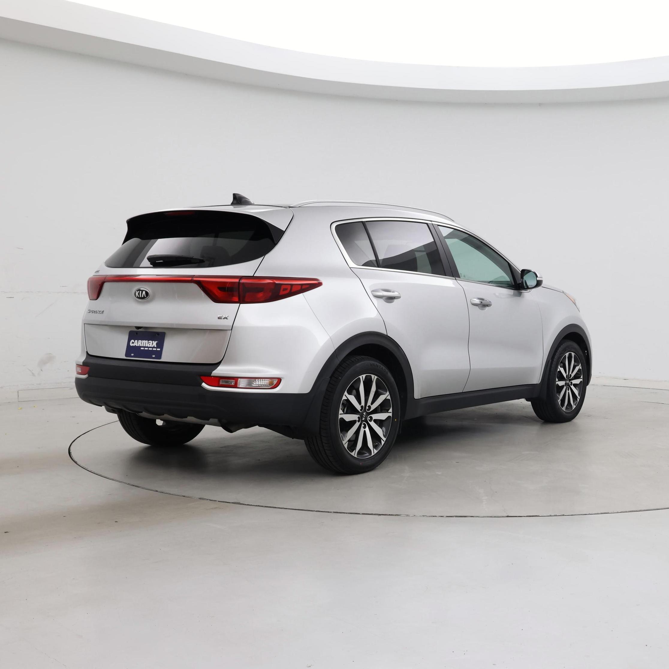 Thumbnail: 2017 Kia Sportage - 8