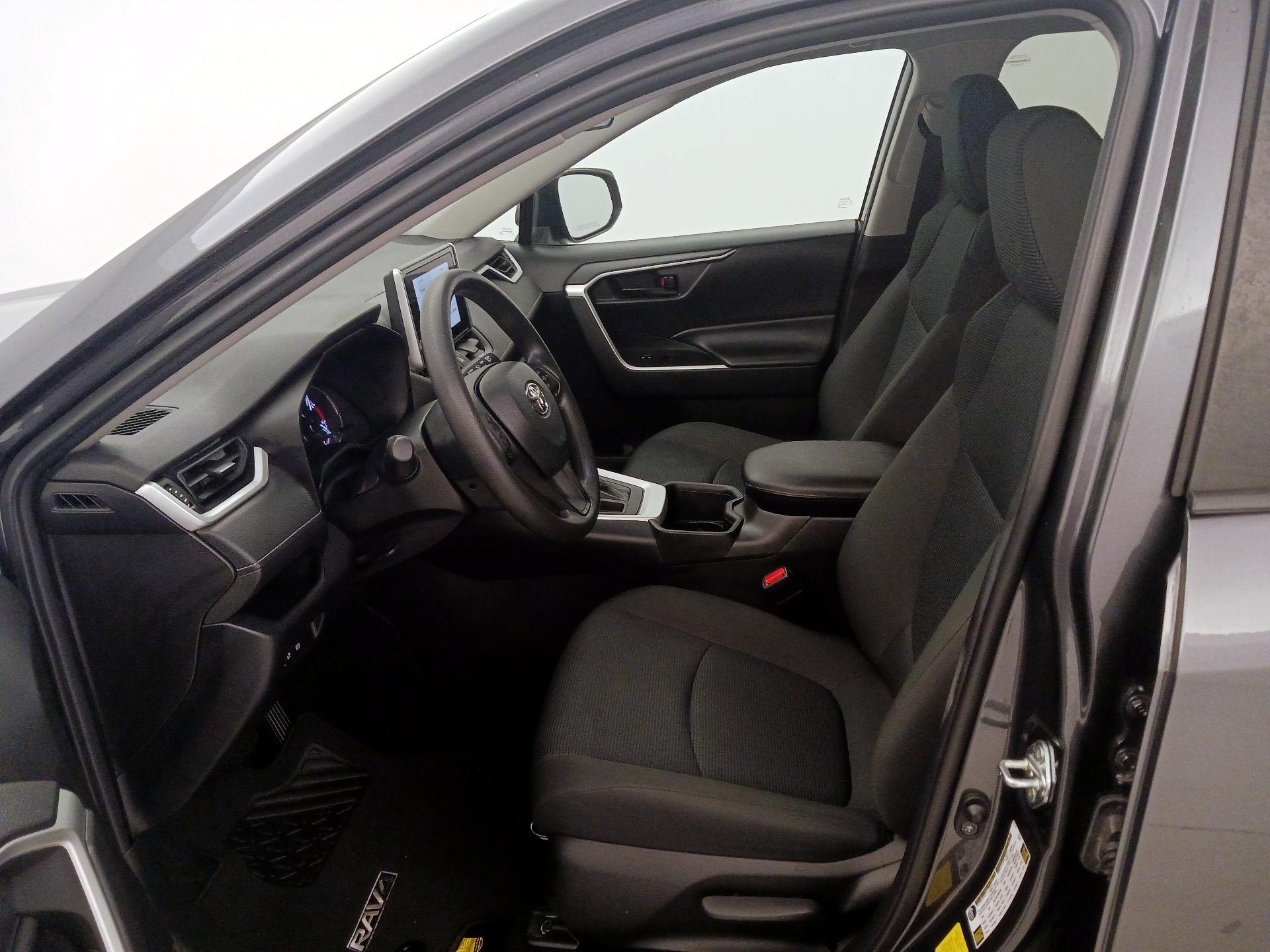 Thumbnail: 2023 Toyota RAV4 - 11