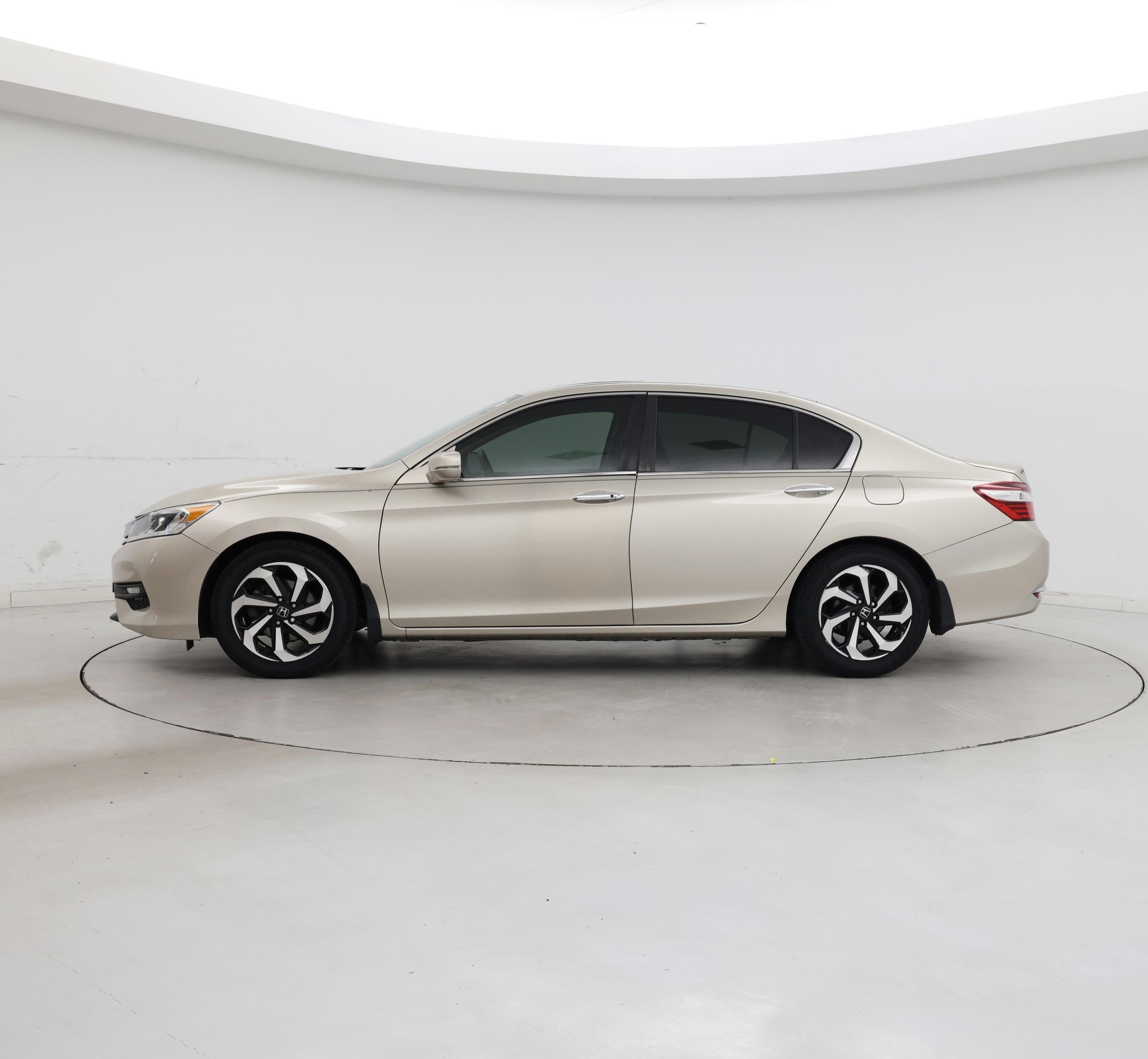 Thumbnail: 2016 Honda Accord - 3