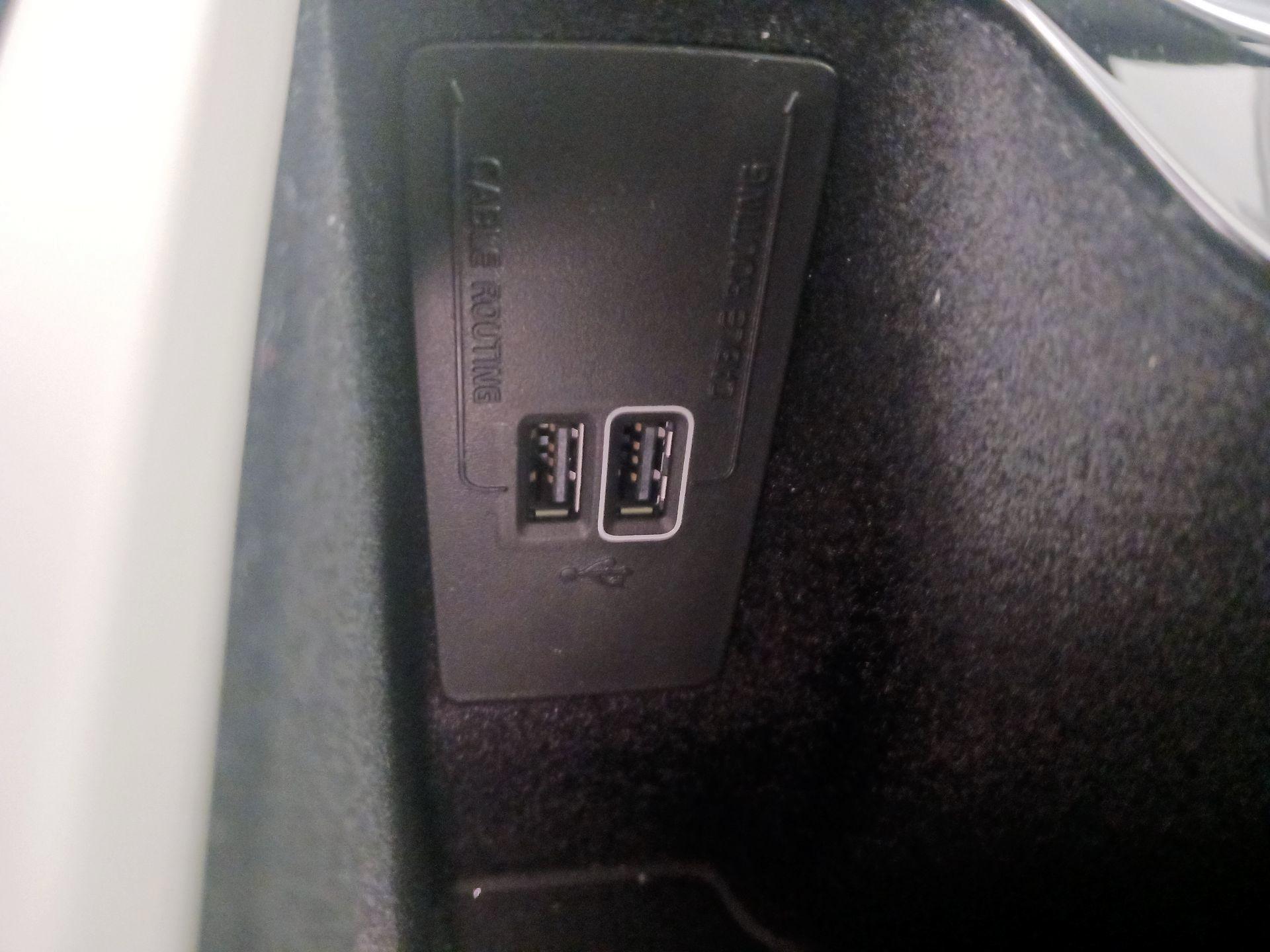 Thumbnail: 2020 Volvo S60 - 18