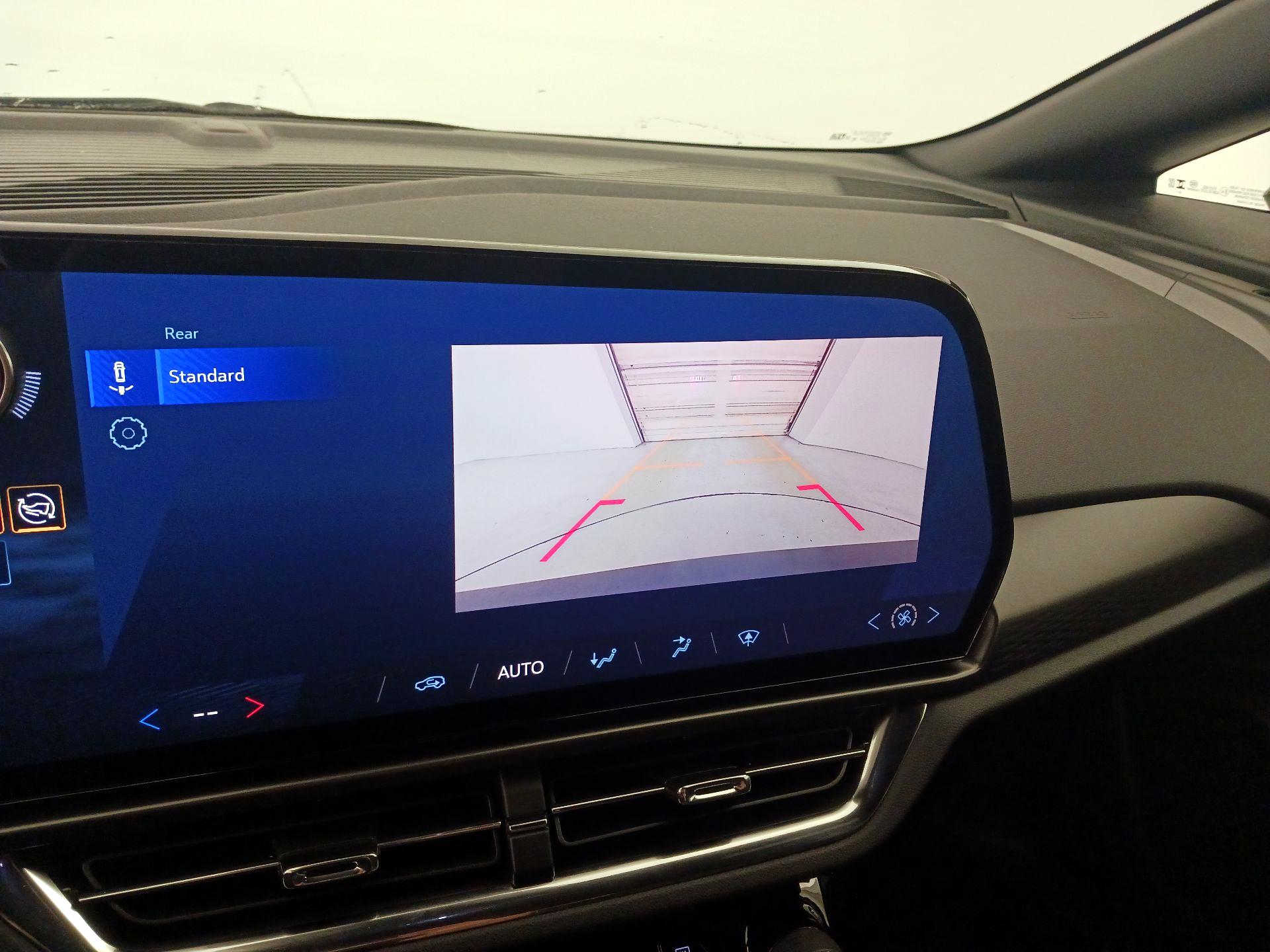 Thumbnail: 2025 Chevrolet Equinox - 15