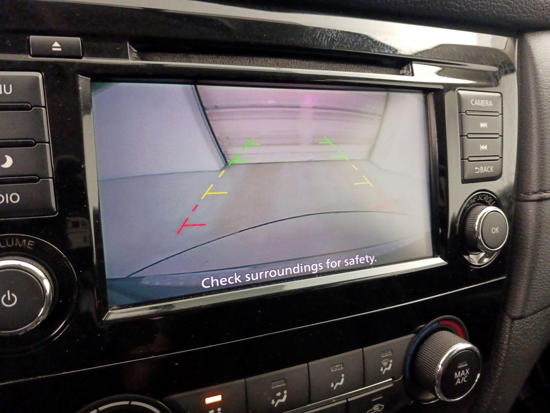 Thumbnail: 2018 Nissan Rogue - 14