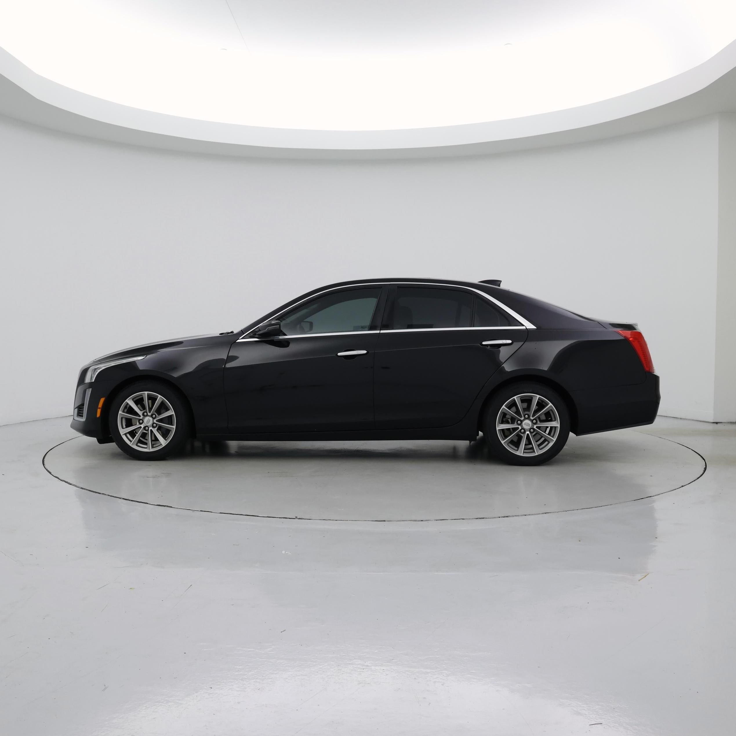 Thumbnail: 2019 Cadillac CTS - 3