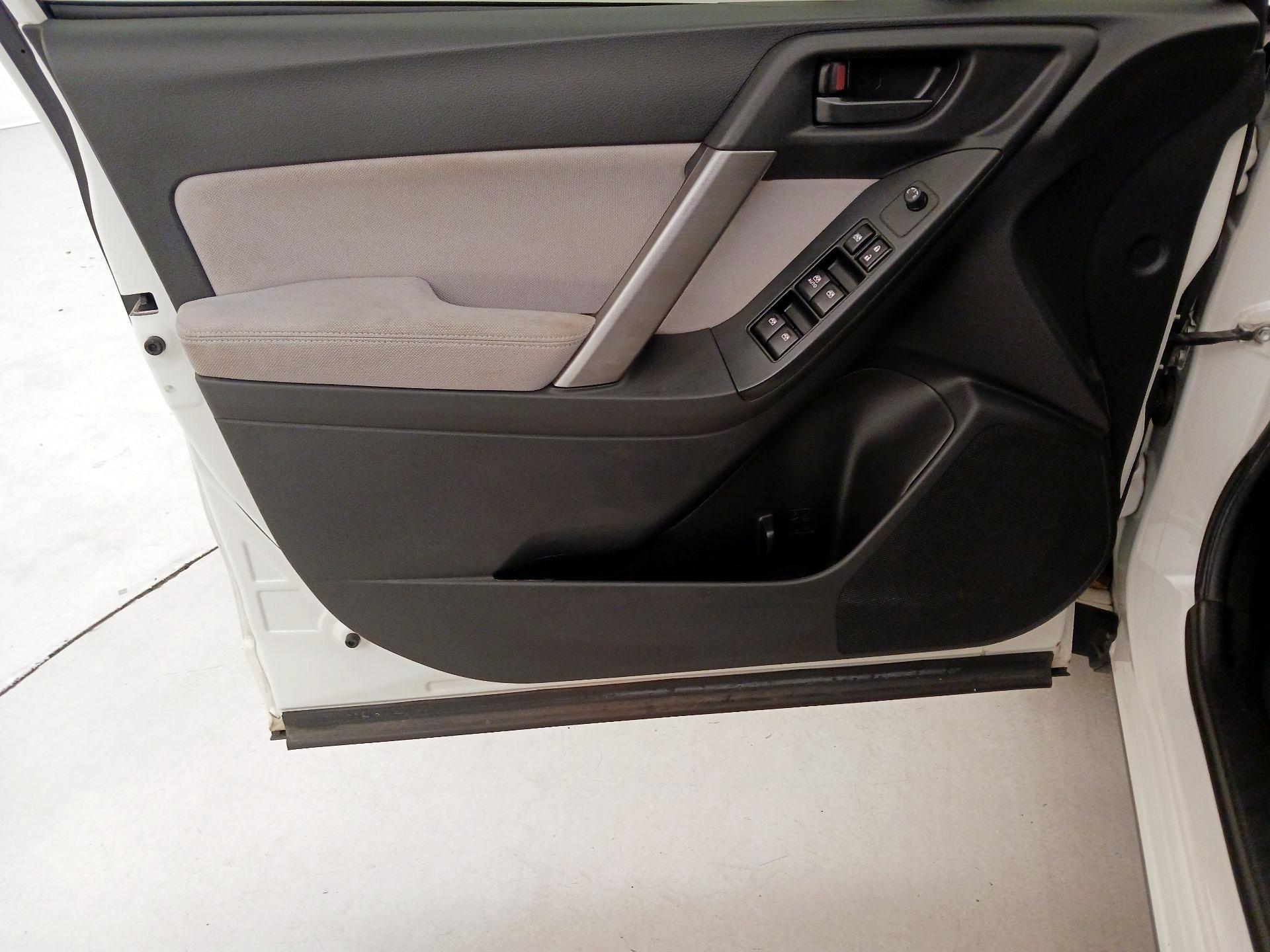 Thumbnail: 2014 Subaru Forester - 12