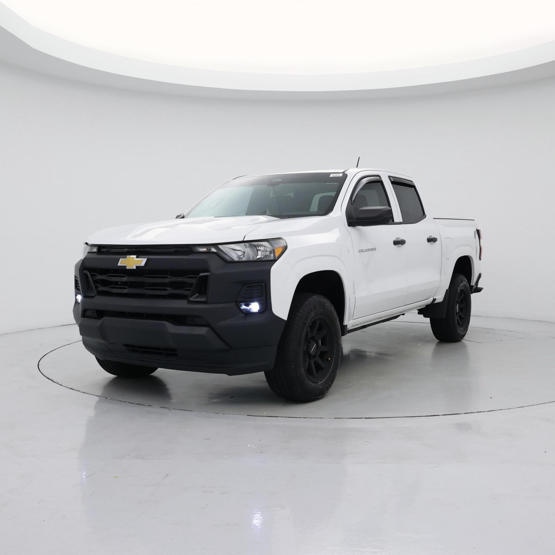 Thumbnail: 2023 Chevrolet Colorado - 4