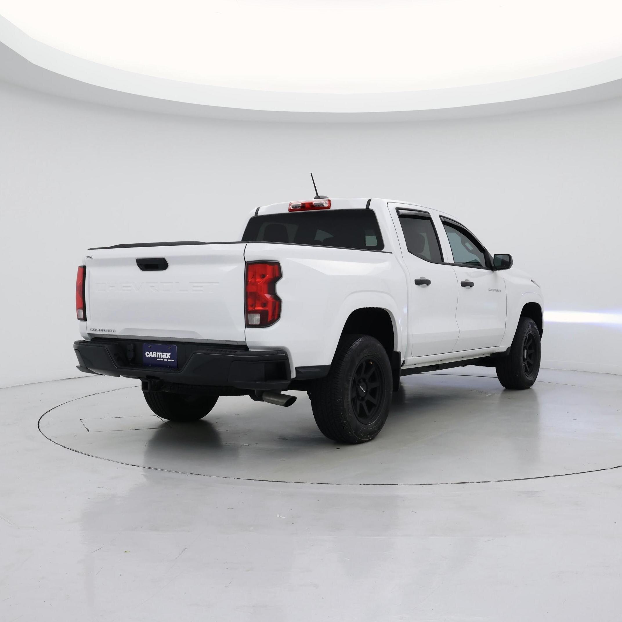 Thumbnail: 2023 Chevrolet Colorado - 8