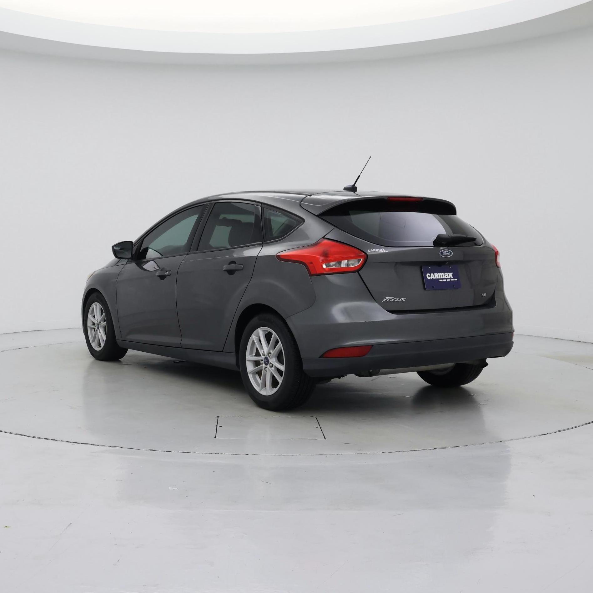 Thumbnail: 2018 Ford Focus - 2