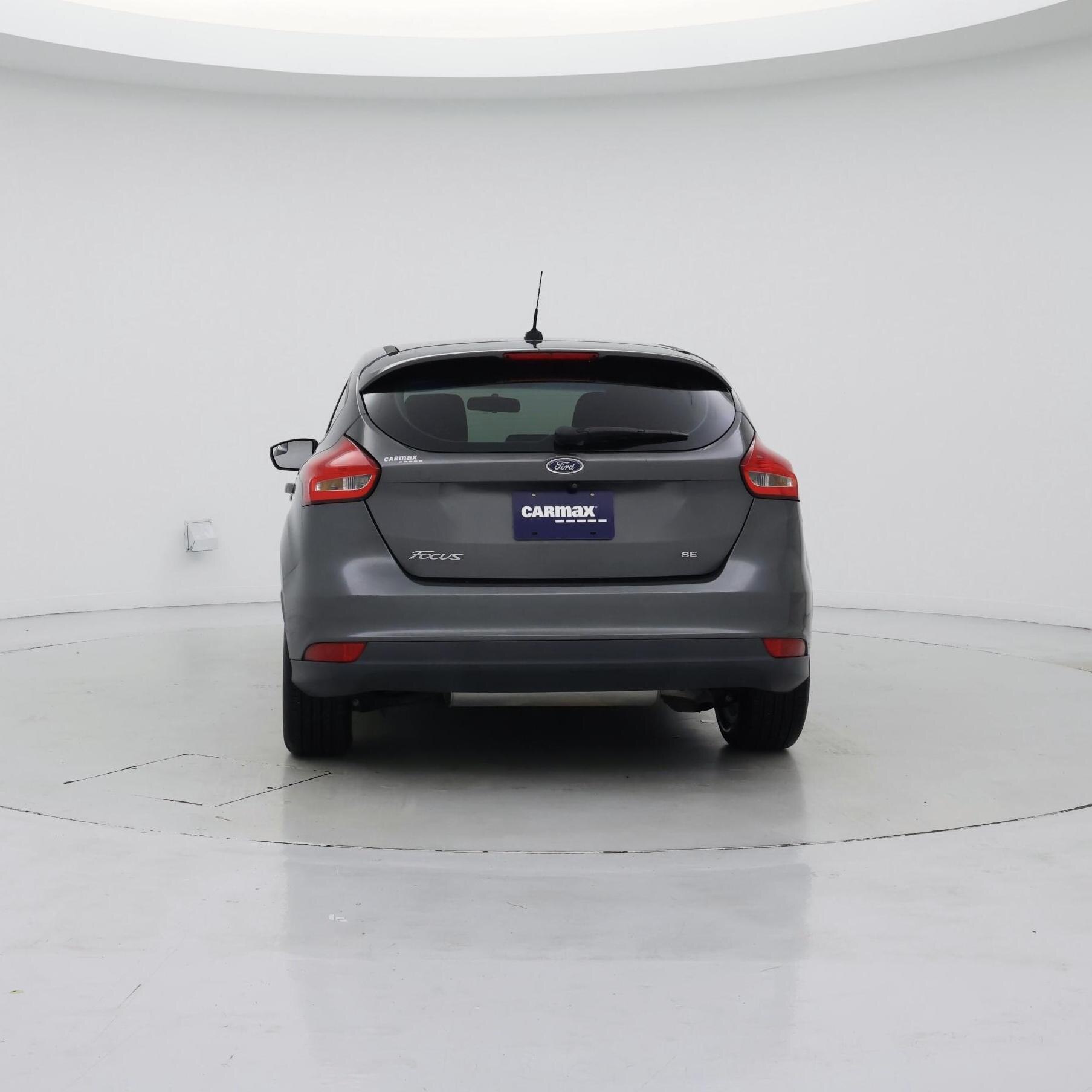 Thumbnail: 2018 Ford Focus - 6