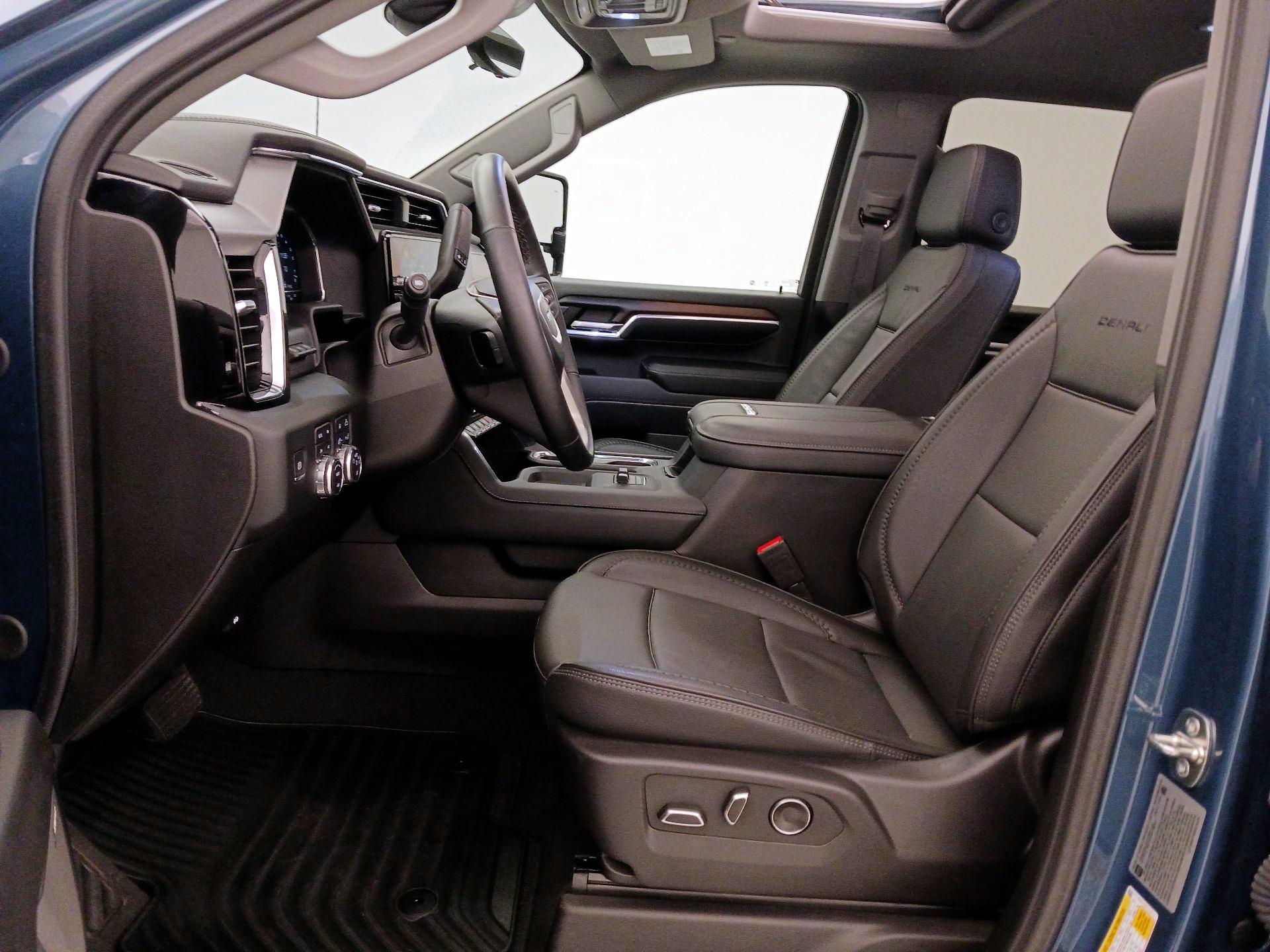 Thumbnail: 2024 GMC Sierra 2500 - 11