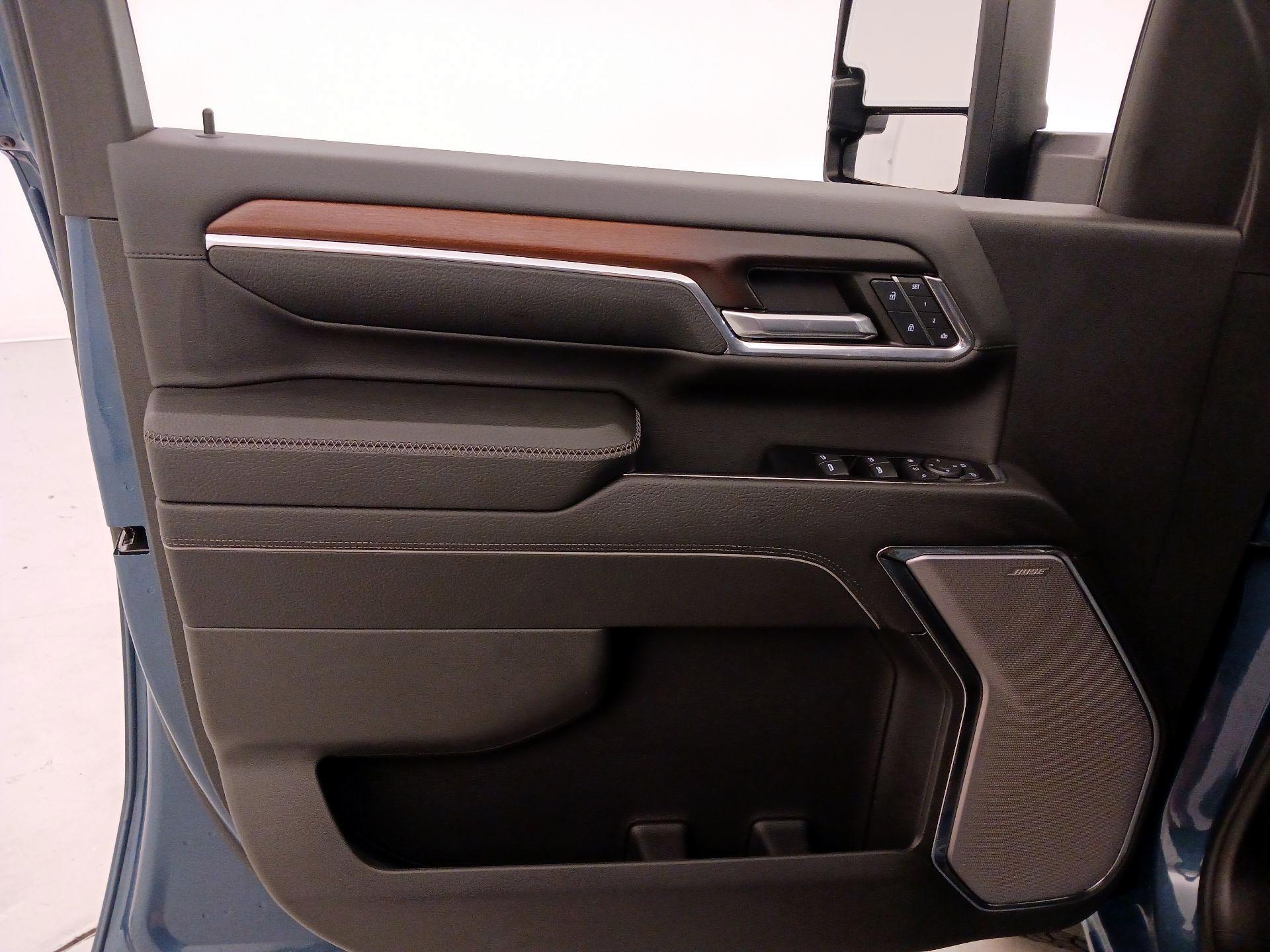 Thumbnail: 2024 GMC Sierra 2500 - 12