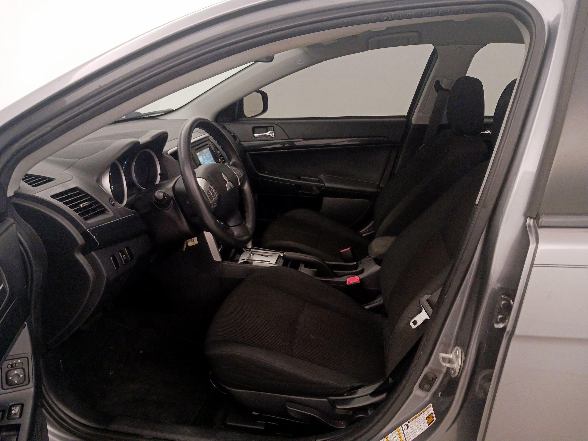 Thumbnail: 2017 Mitsubishi Lancer - 11