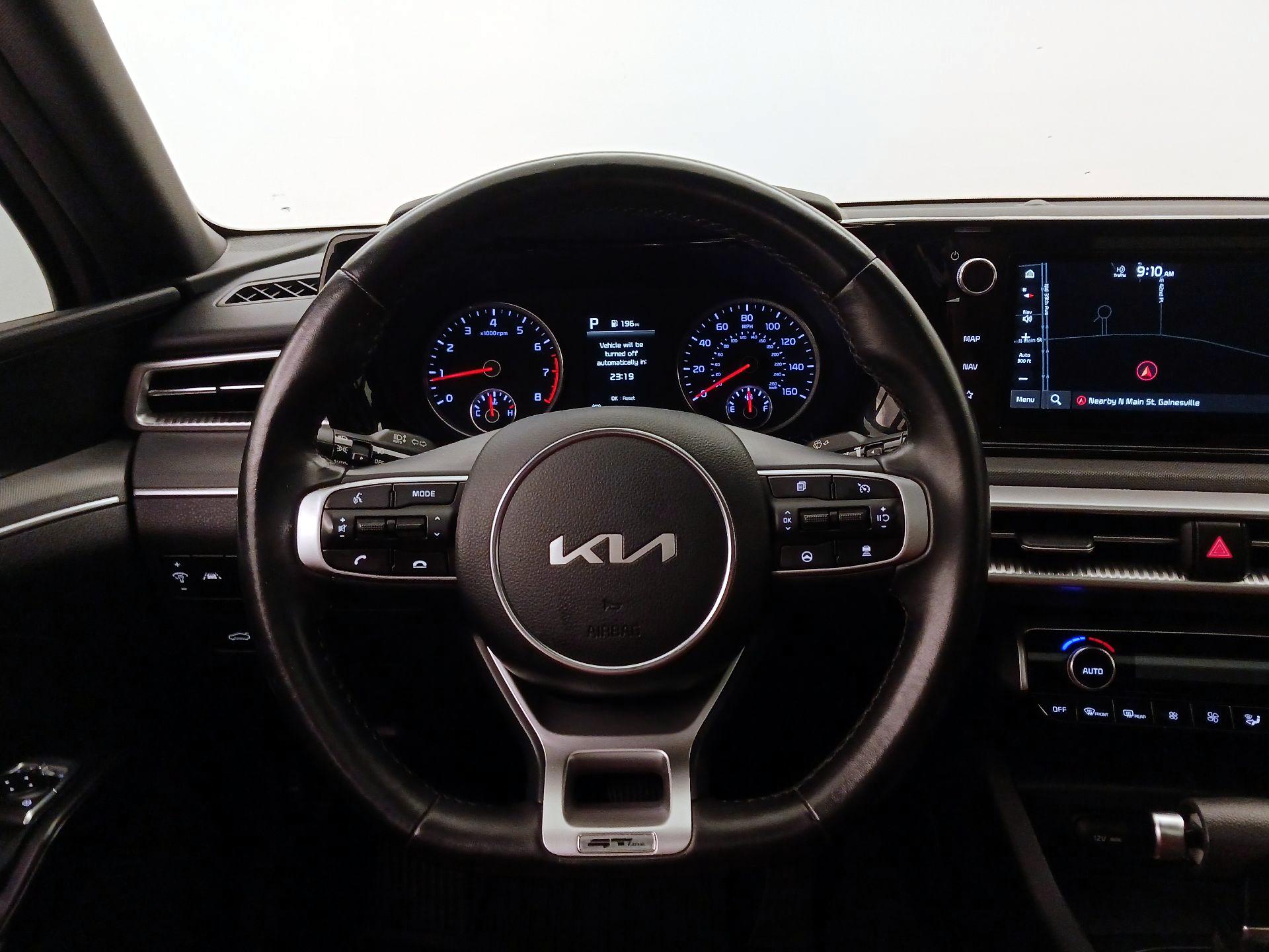 Thumbnail: 2023 Kia K5 - 10