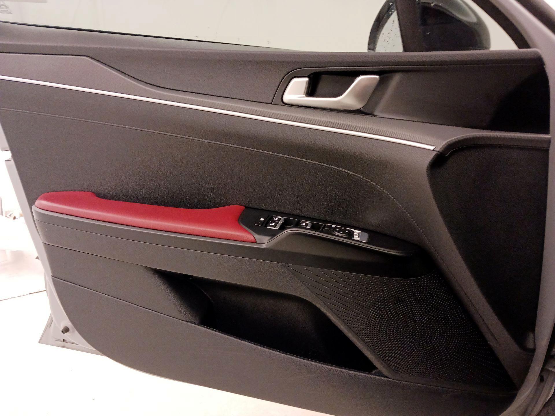 Thumbnail: 2023 Kia K5 - 12