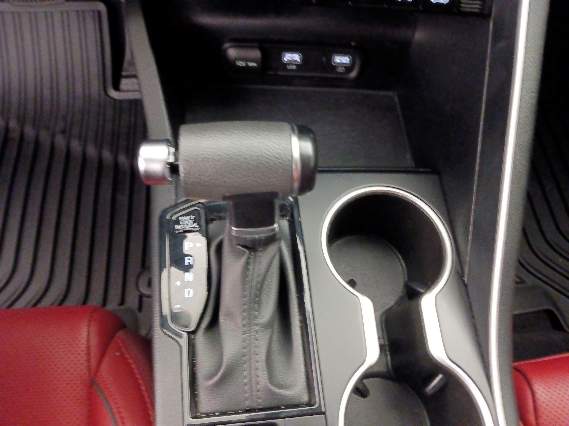 Thumbnail: 2023 Kia K5 - 18